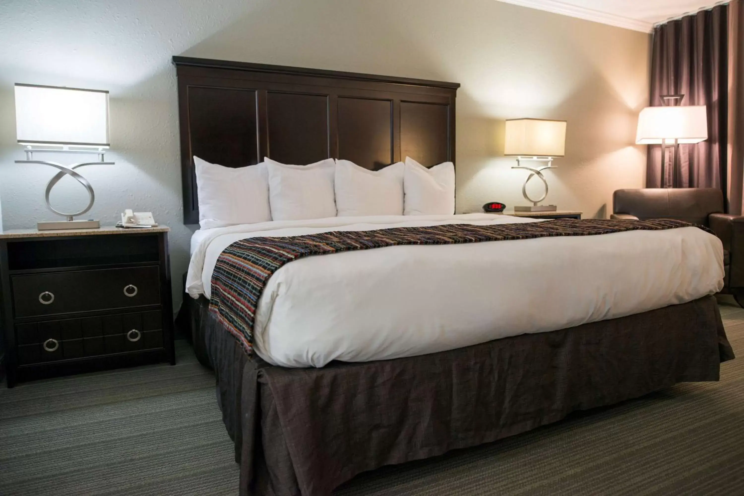 Photo of the whole room, Bed in Country Inn & Suites by Radisson, Effingham, IL