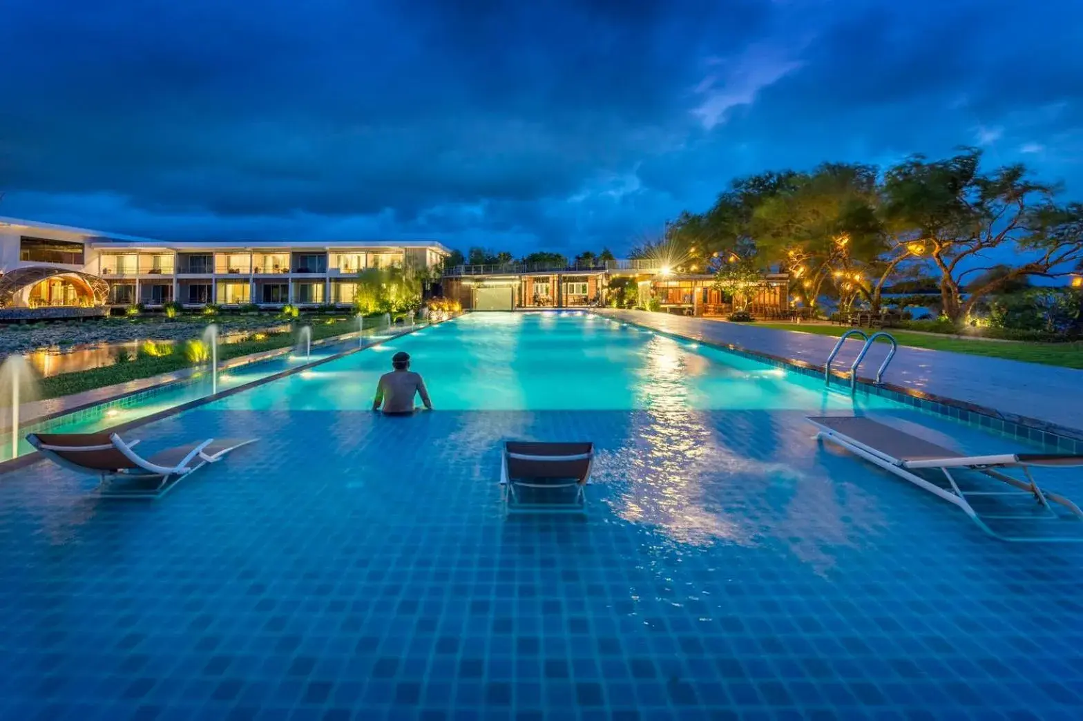 Swimming Pool in Baan Rim Ao