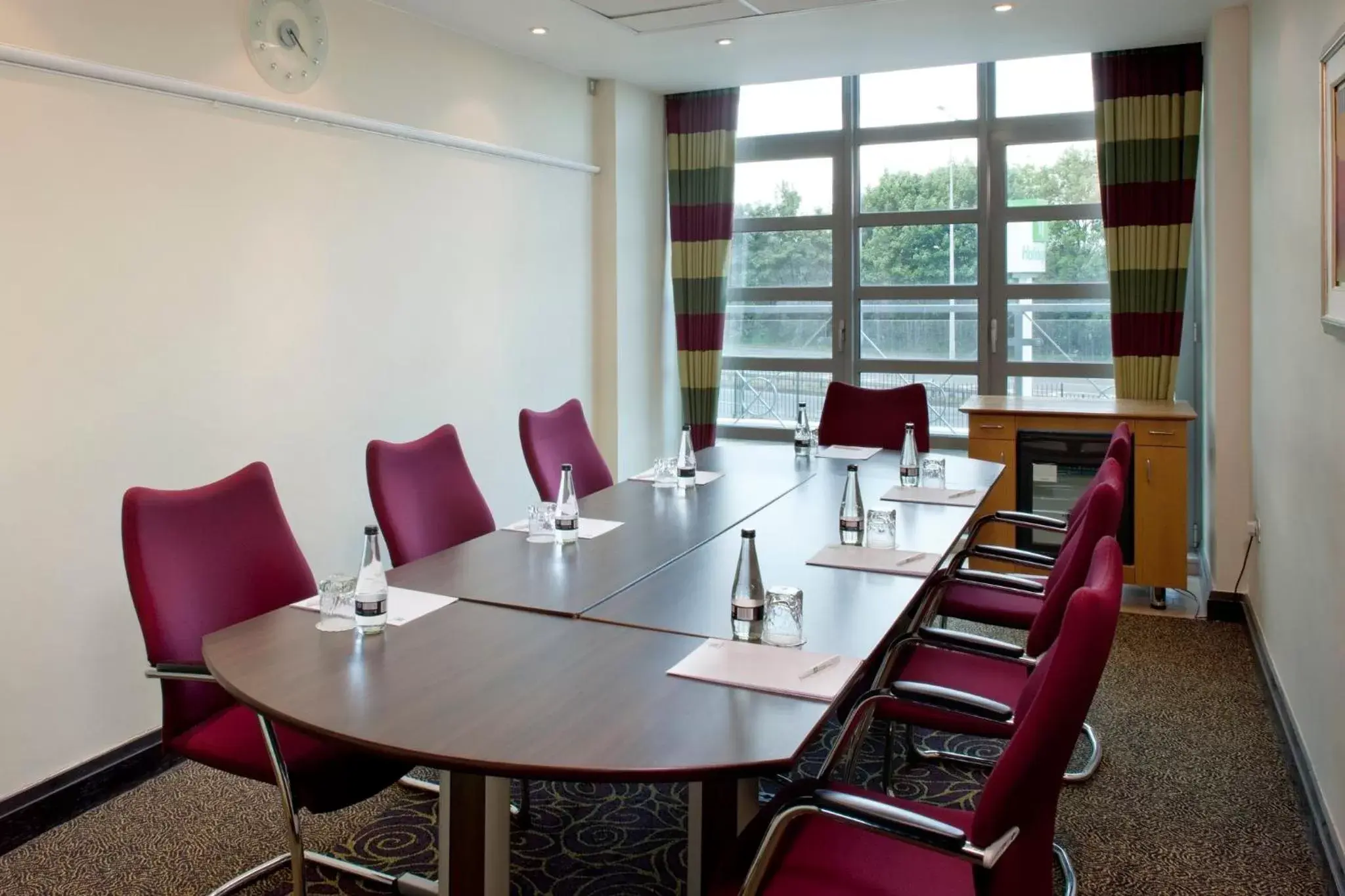 Meeting/conference room in Holiday Inn Birmingham Airport - NEC, an IHG Hotel