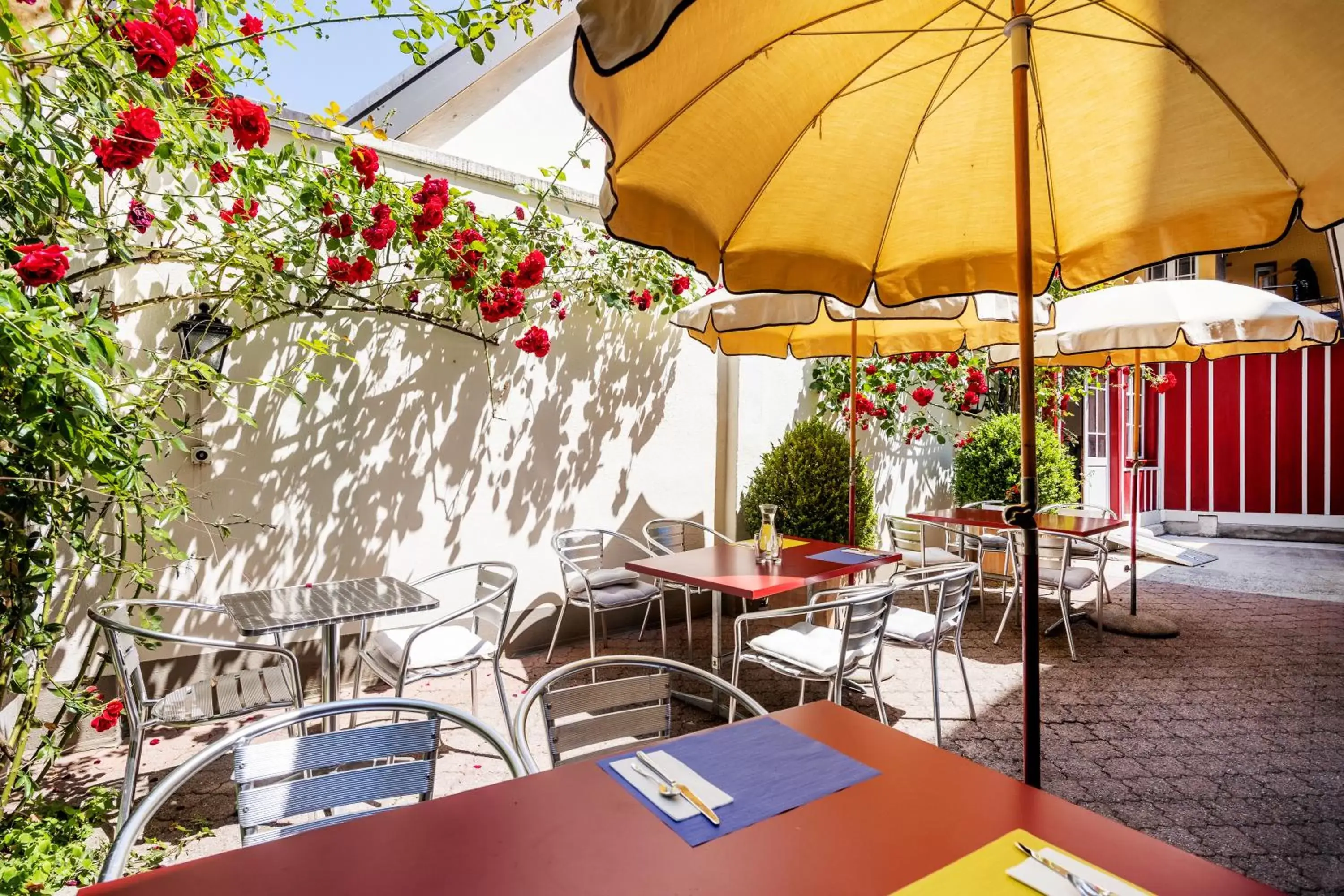 Balcony/Terrace, Restaurant/Places to Eat in Hotel Roter Ochsen