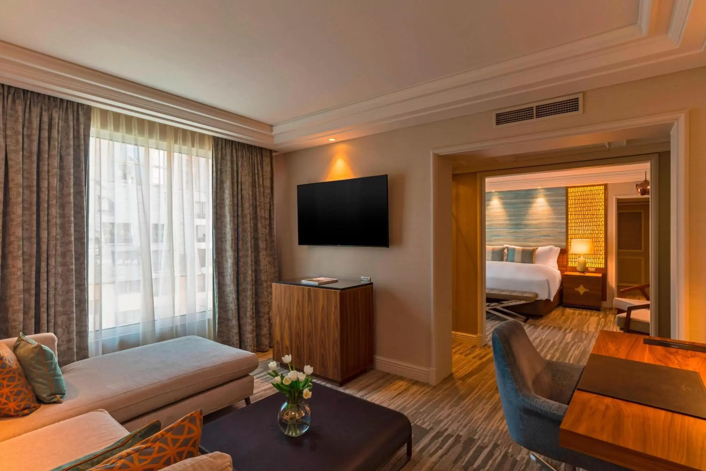 Living room, Seating Area in The Ritz-Carlton, Santiago