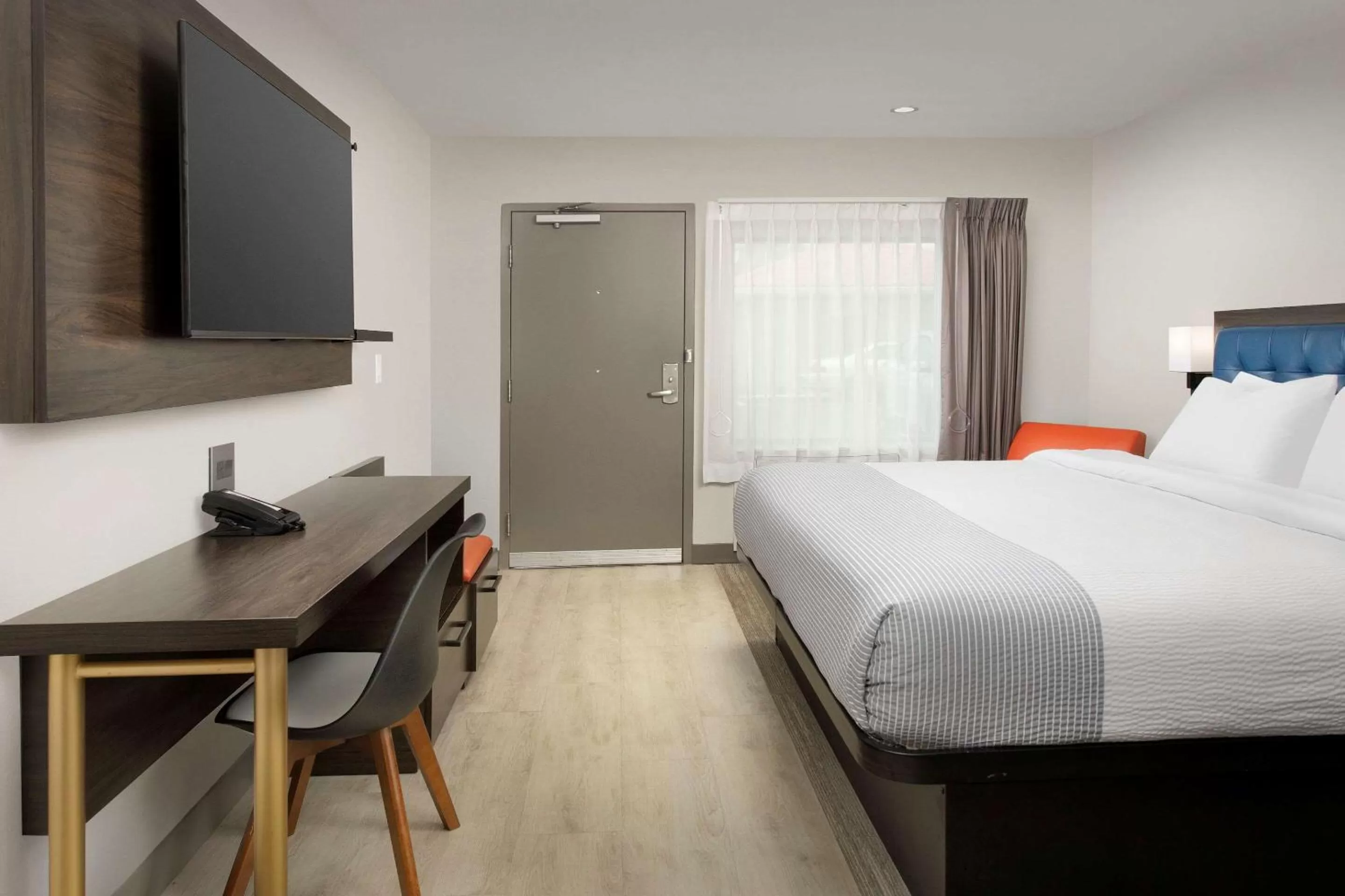 Photo of the whole room, Bed in Rodeway Inn St Augustine Historic District