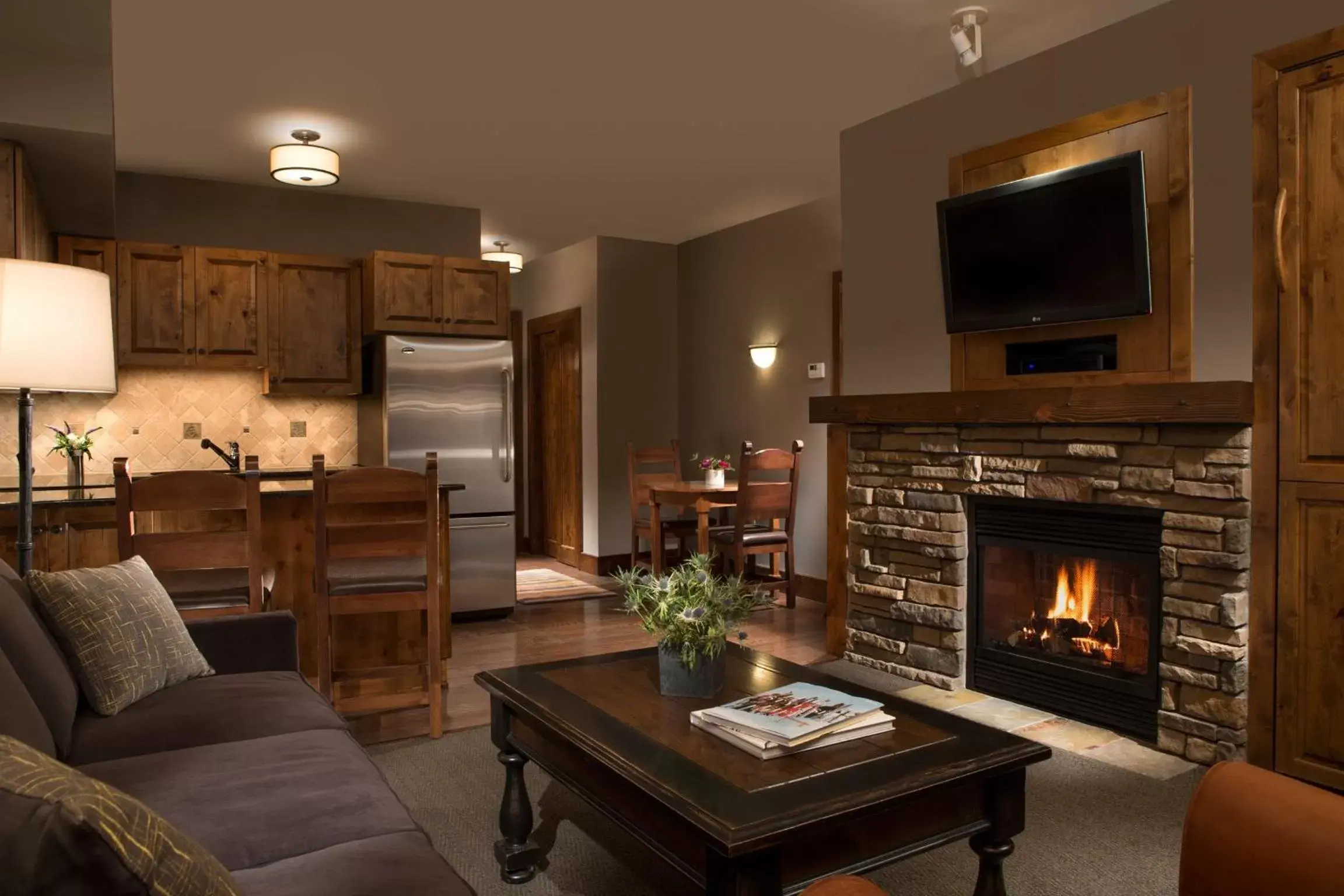Living room, TV/Entertainment Center in Teton Mountain Lodge and Spa, a Noble House Resort