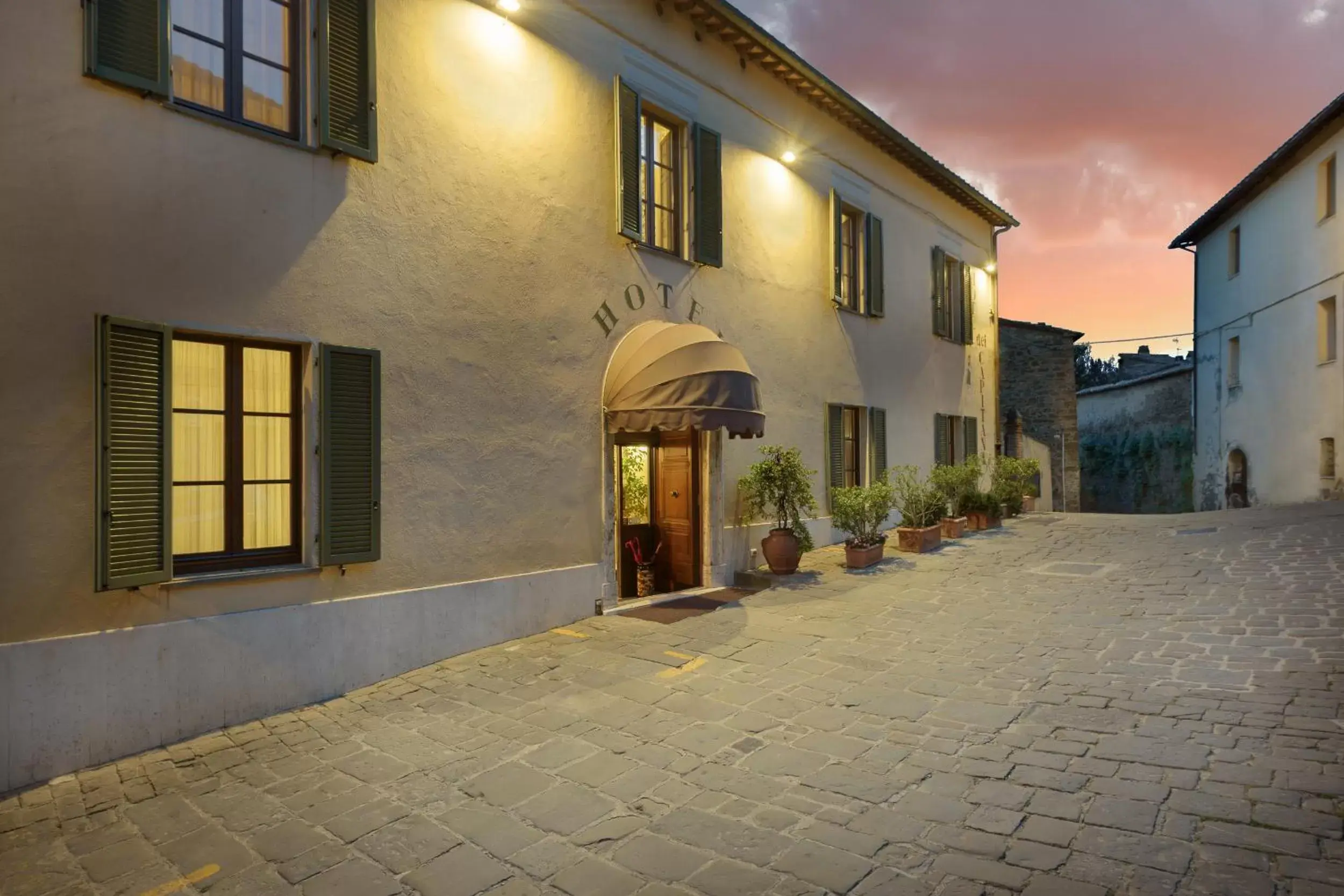 Facade/entrance, Property Building in Hotel Dei Capitani