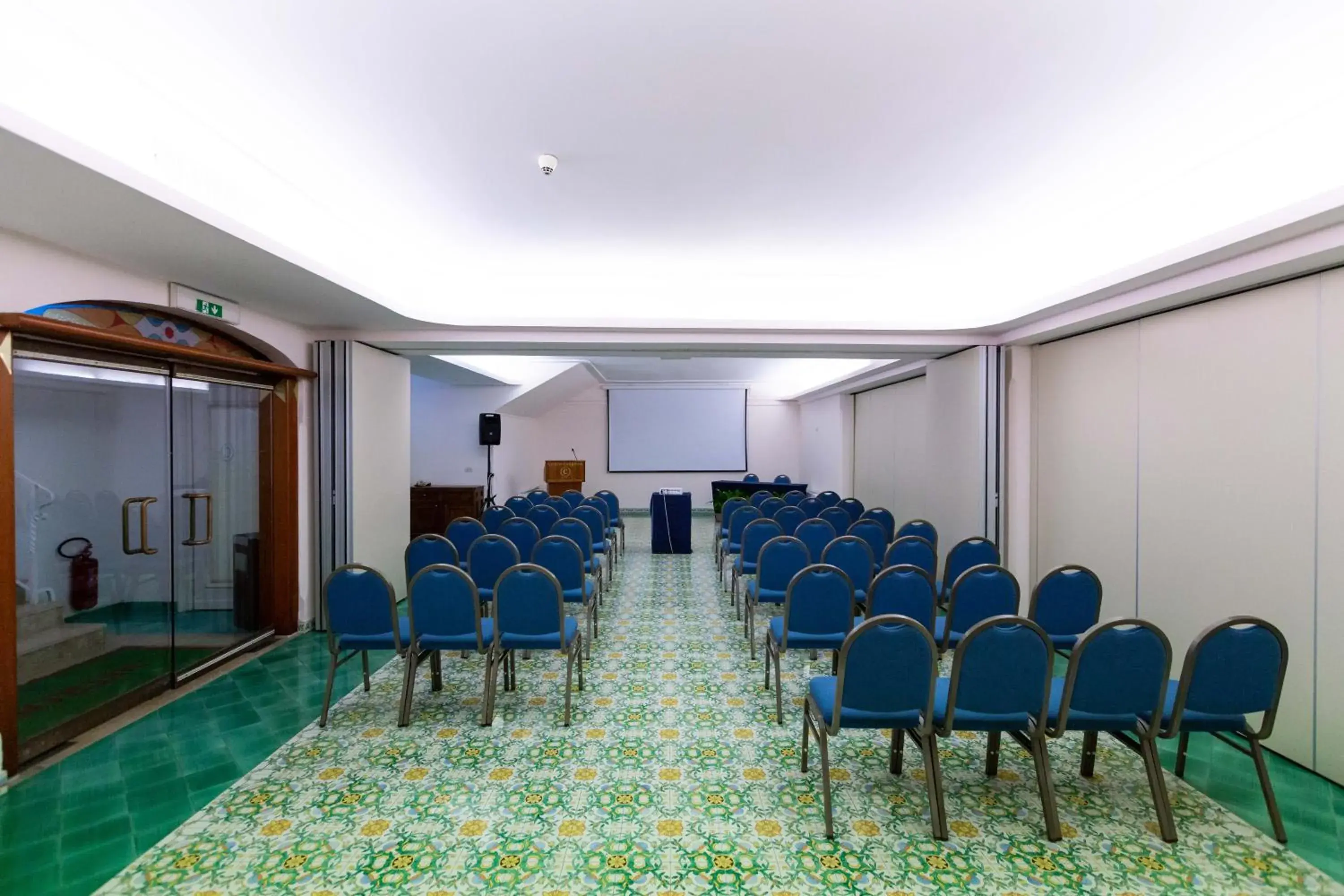 Business facilities in Hotel Continental Ischia