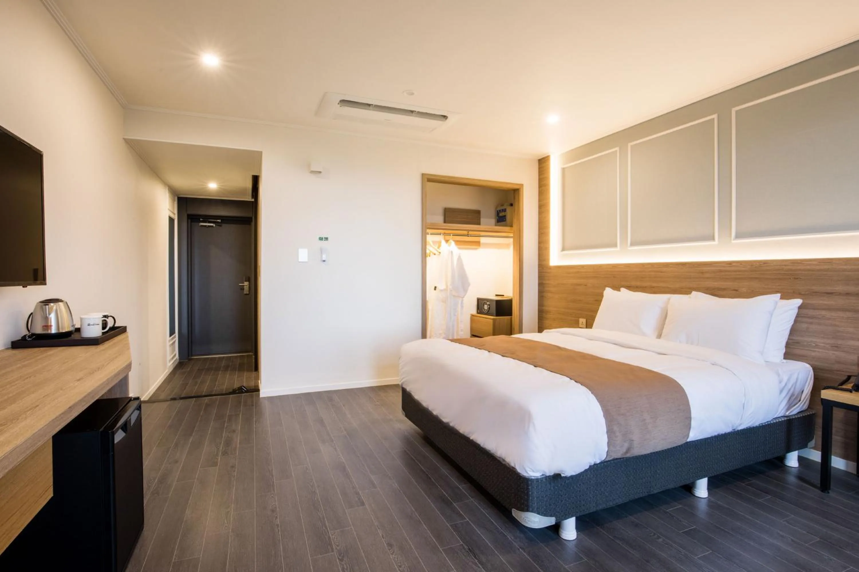 Decorative detail, Bed in Casaloma Hotel