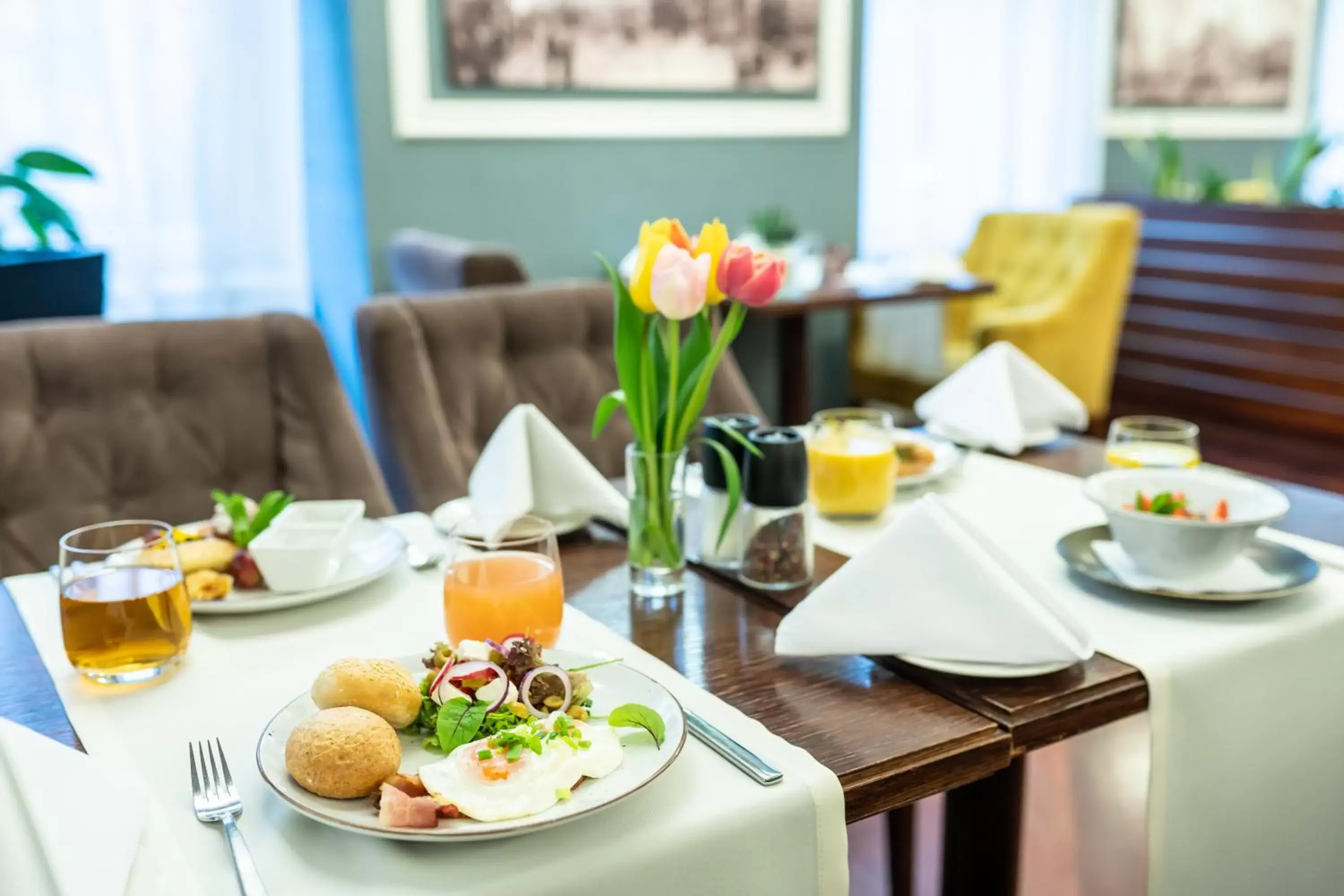 Food and drinks, Restaurant/Places to Eat in Warmiński Hotel & Conference
