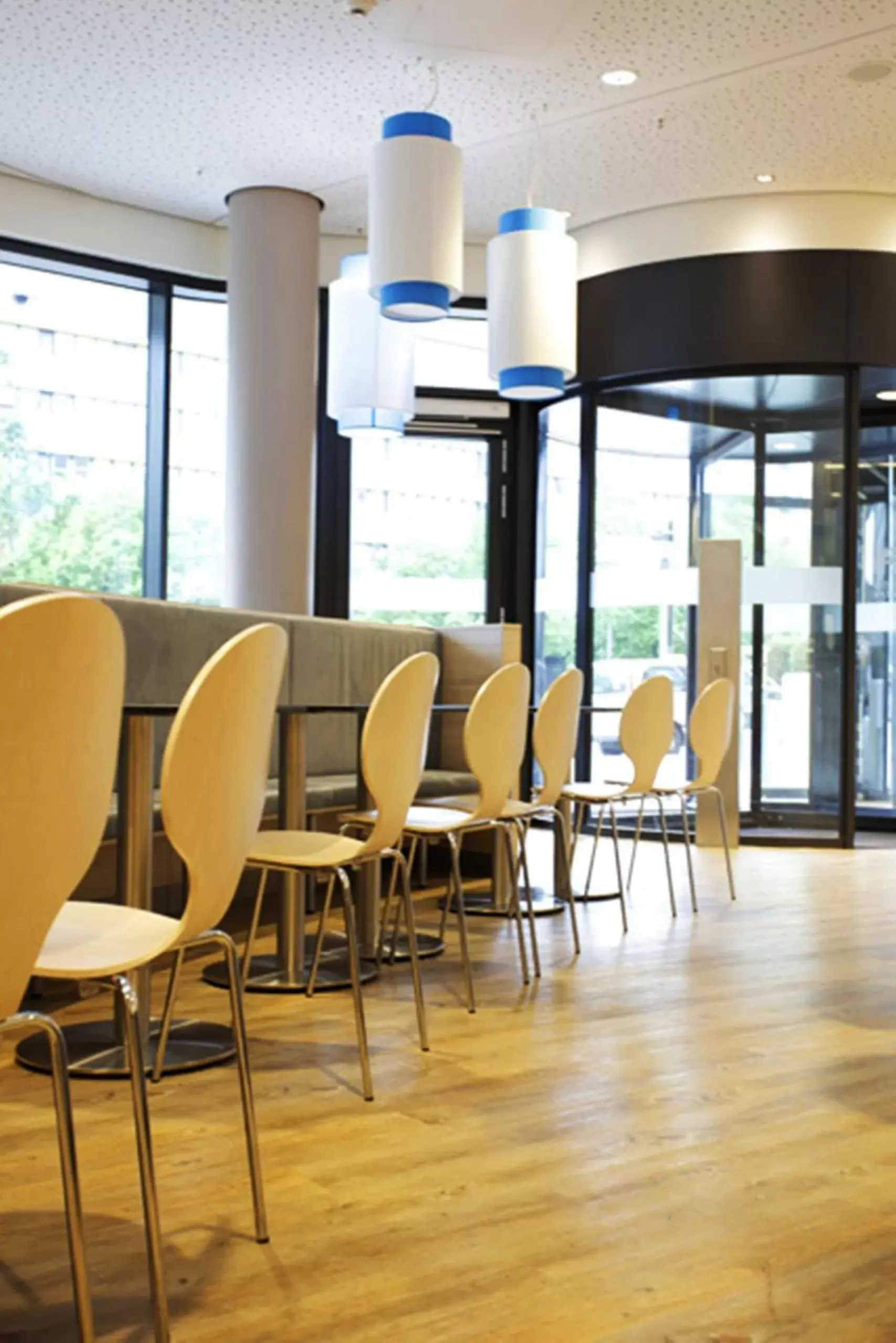 Lobby or reception in H2 Hotel Berlin-Alexanderplatz Lobby or reception in H2 Hotel Berlin-Alexanderplatz
