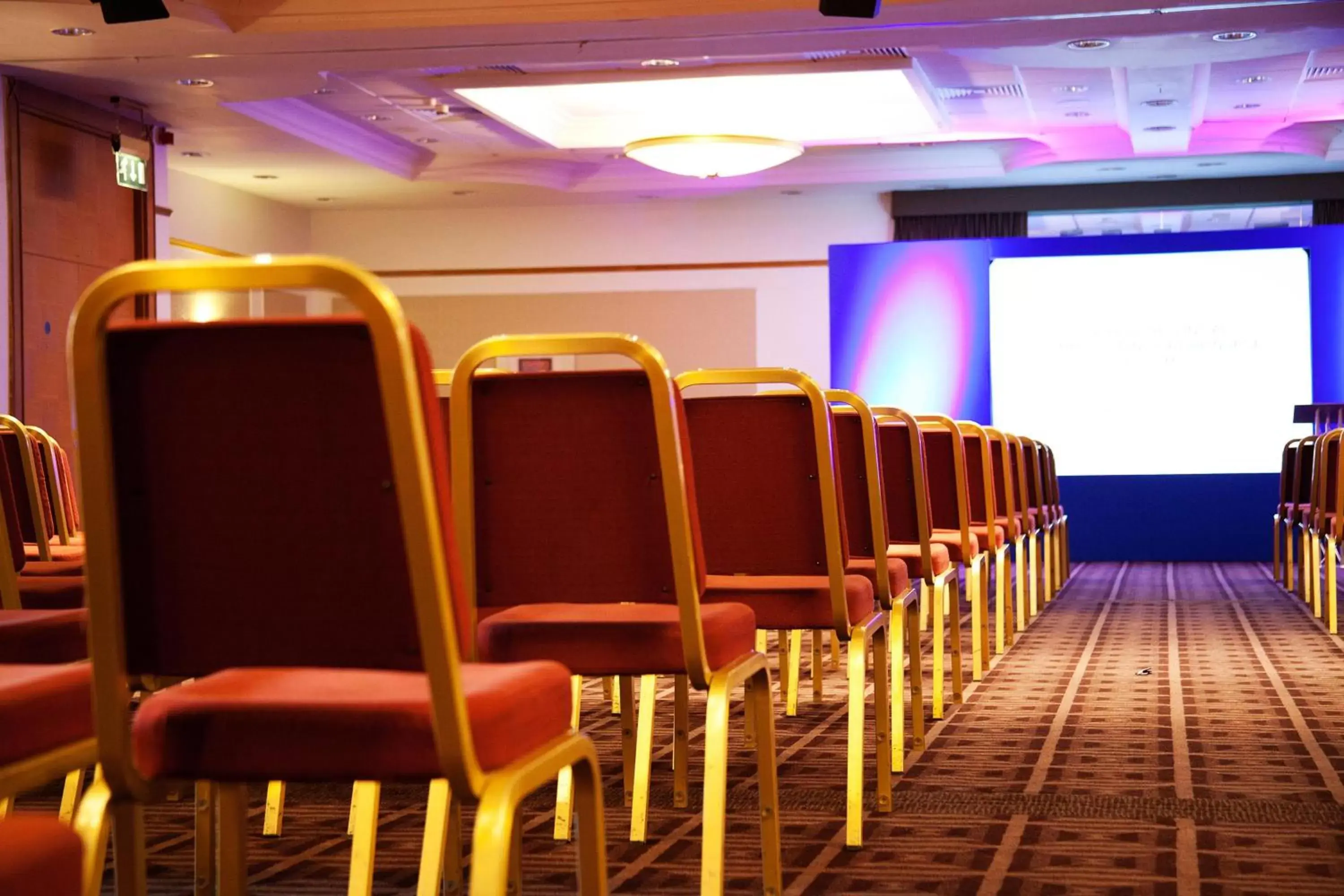 Meeting/conference room in Holiday Inn Newcastle Gosforth Park, an IHG Hotel