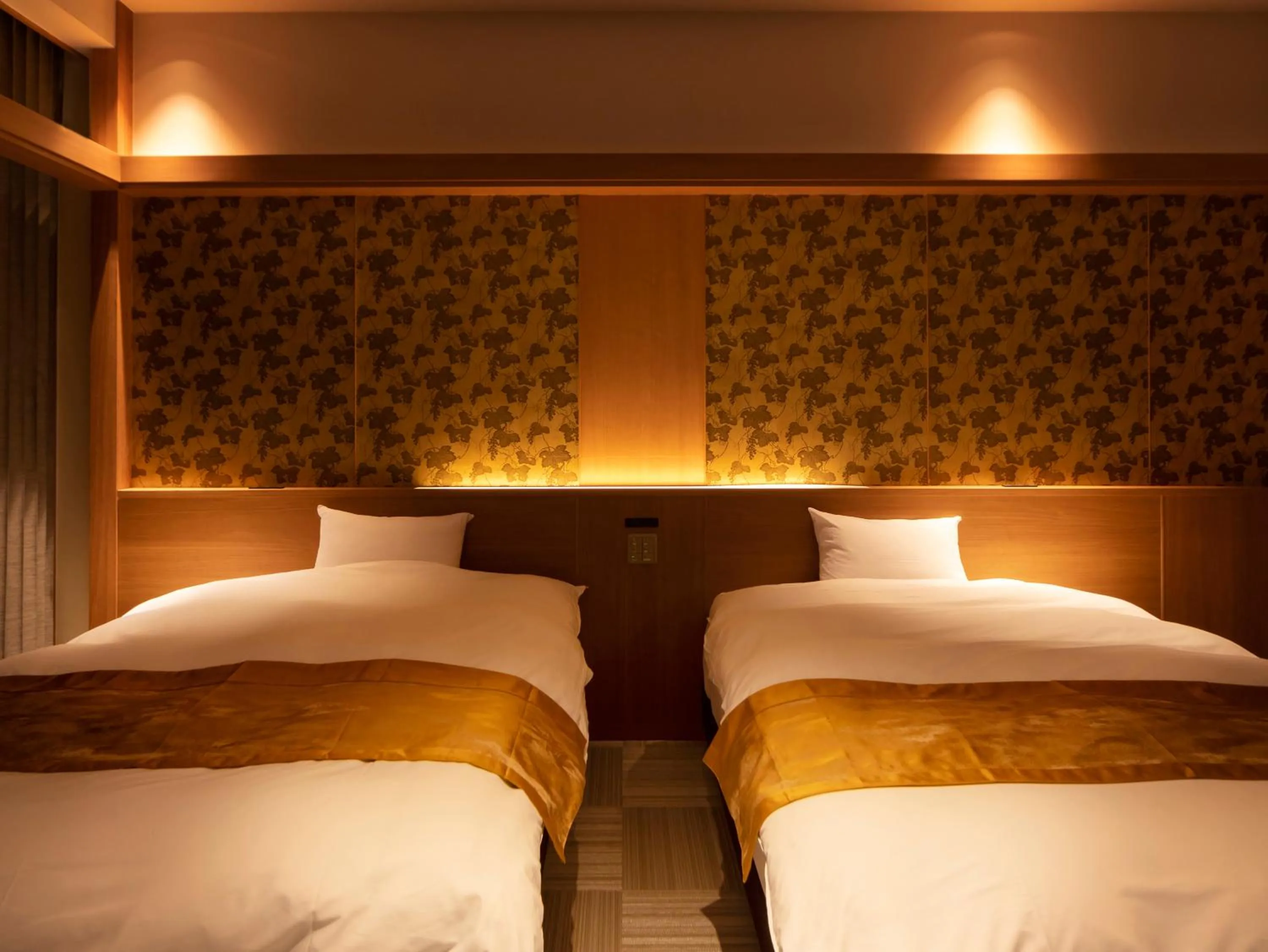 Night, Bed in Okuno Hosomichi