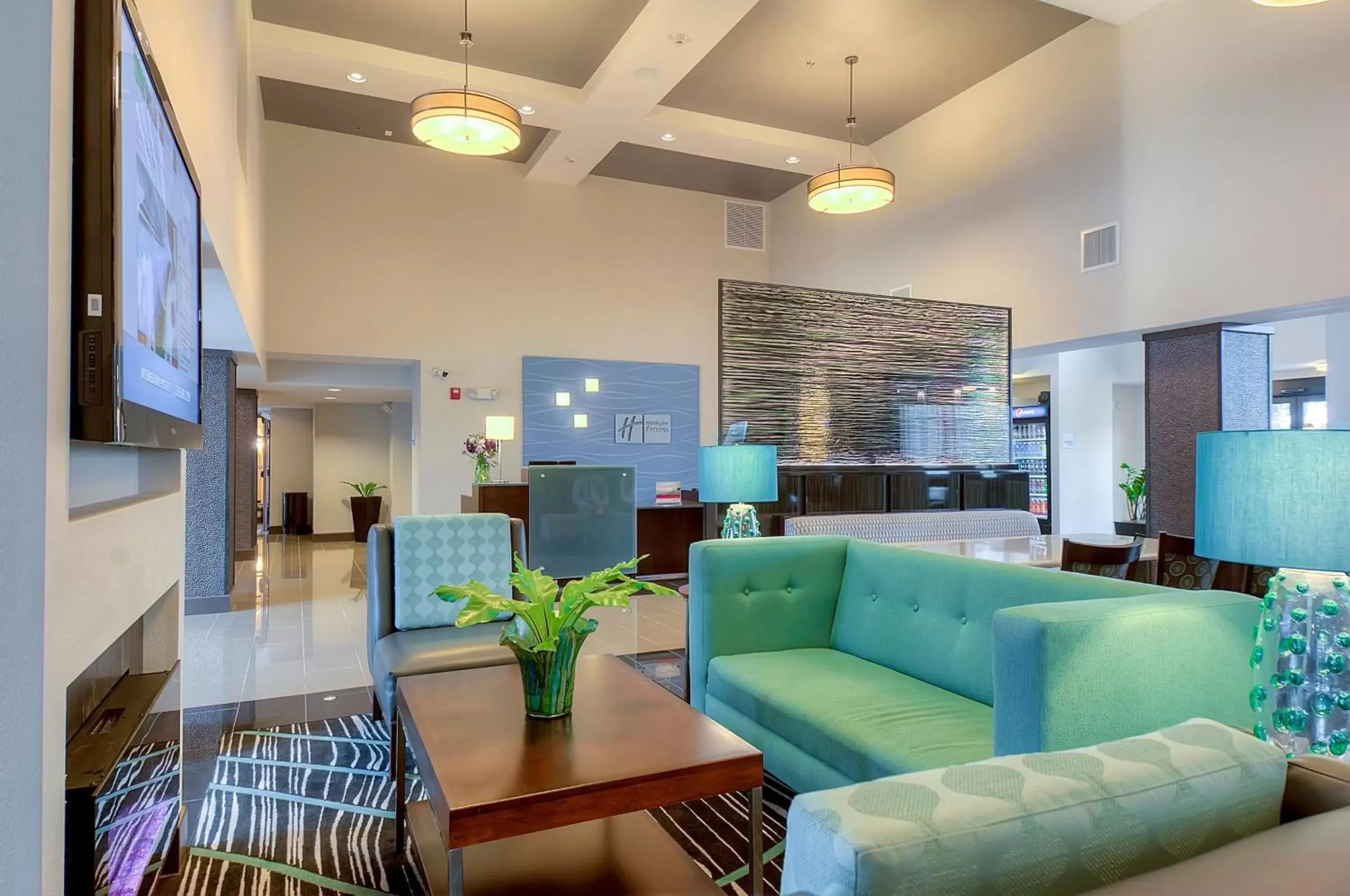 Lobby or reception, Seating Area in Holiday Inn Express Hotel & Suites Carlsbad Beach, an IHG Hotel