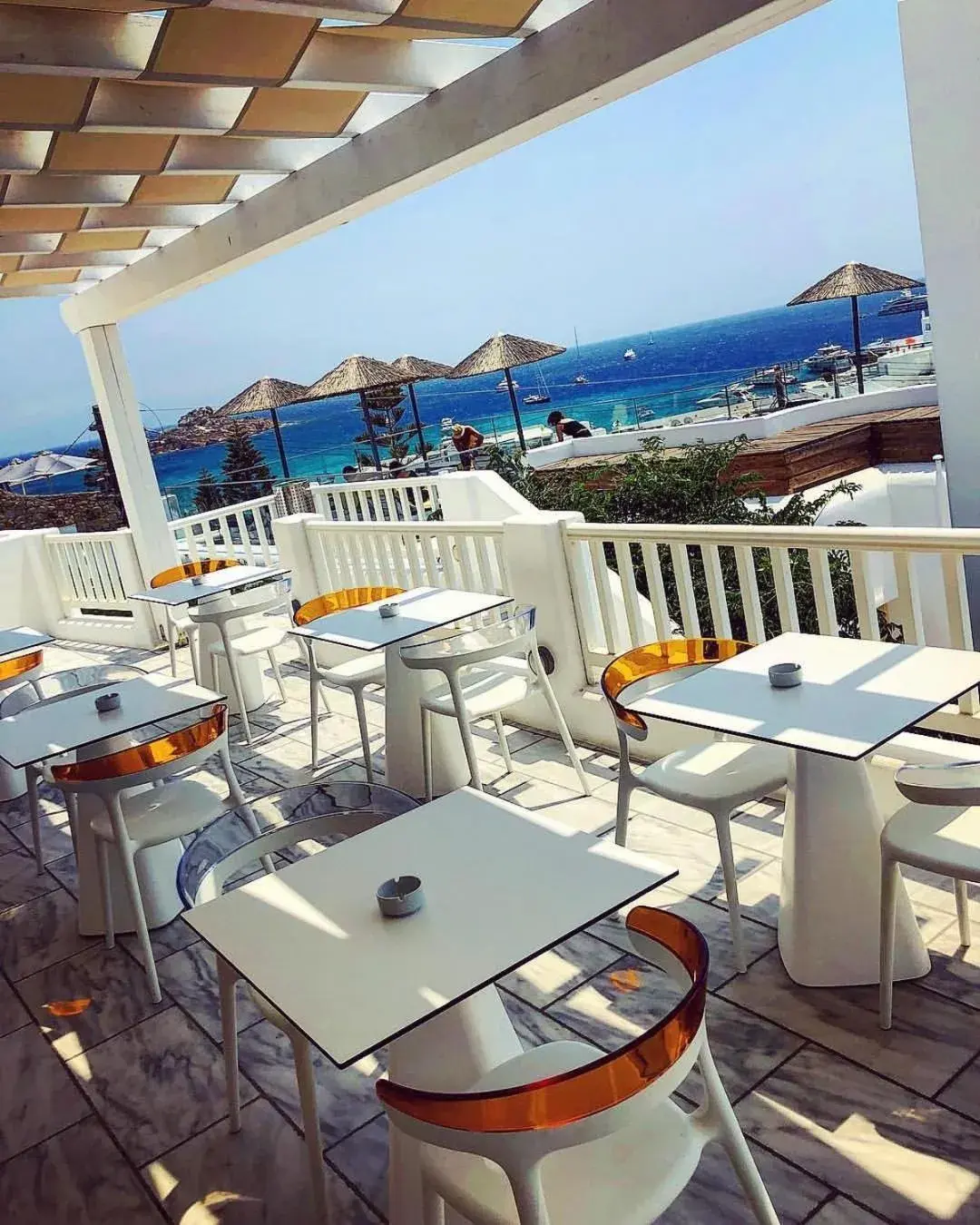 Restaurant/places to eat in The George Hotel Mykonos