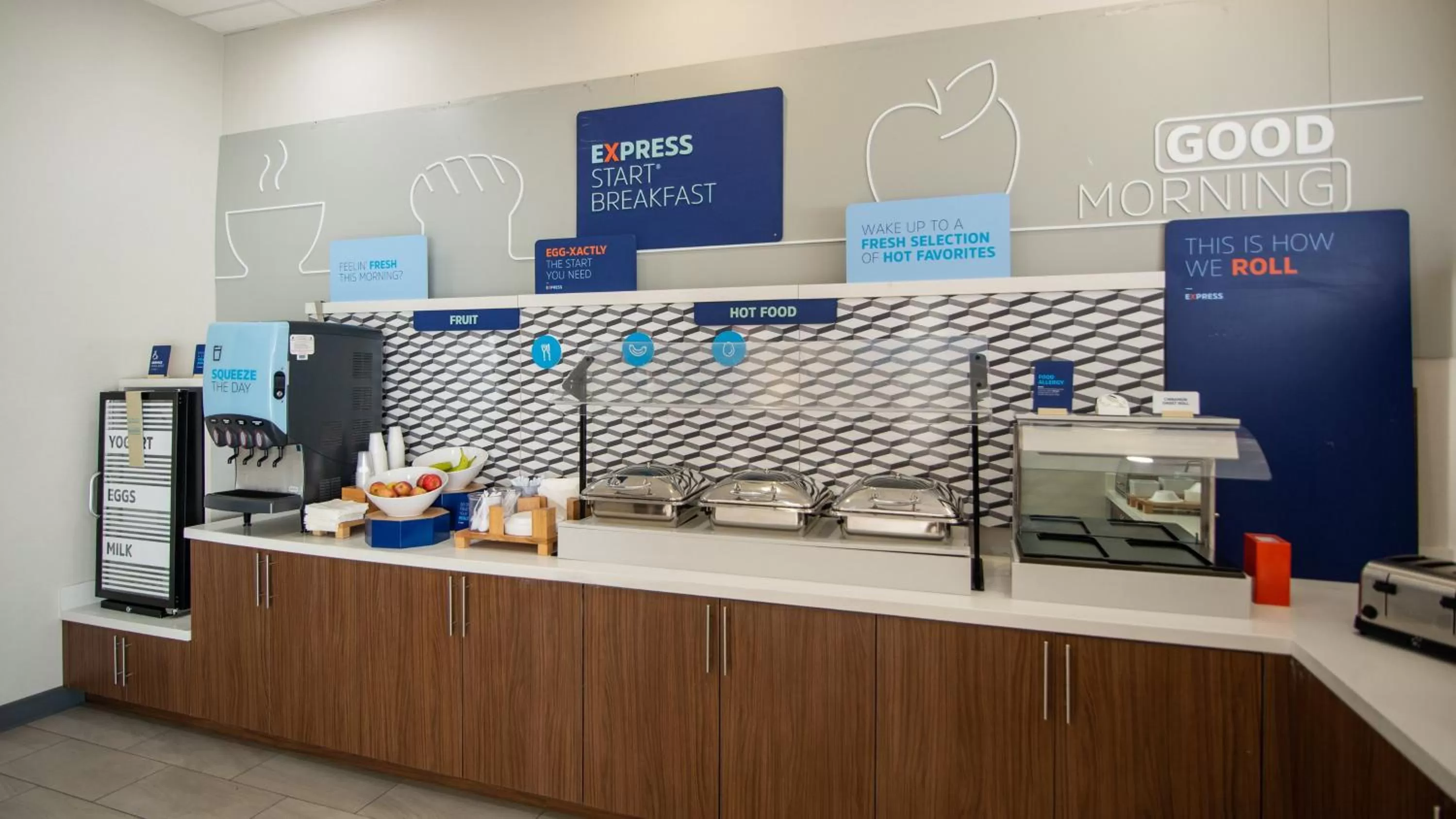 Breakfast in Holiday Inn Express Oakdale by IHG