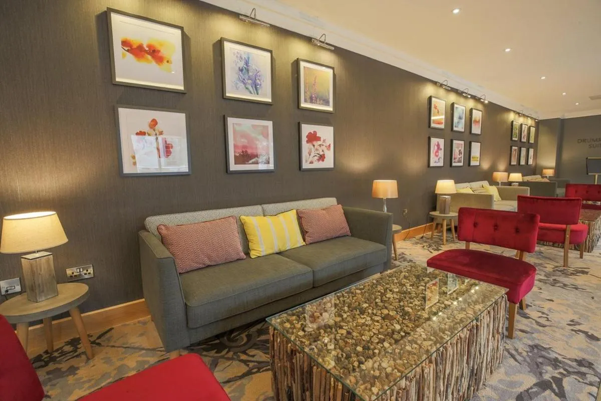 Lounge or bar in Silverbirch Hotel