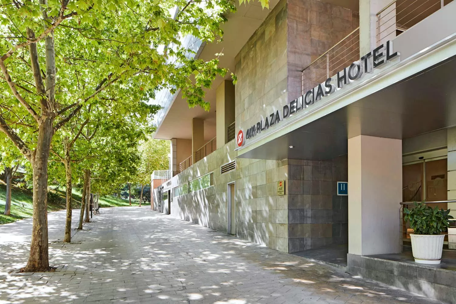 Facade/entrance in Exe Plaza Delicias