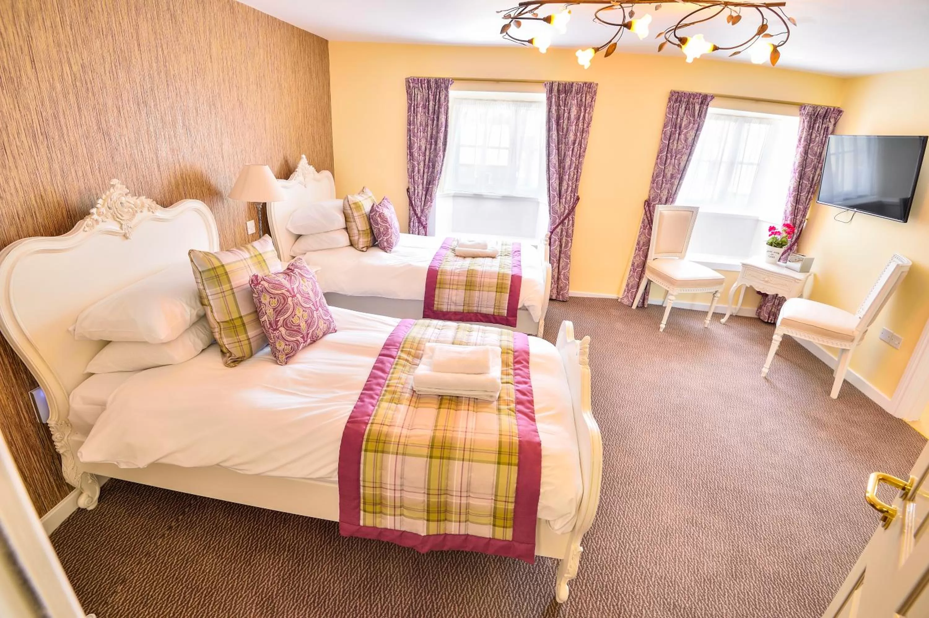 Bathroom in The George Hotel