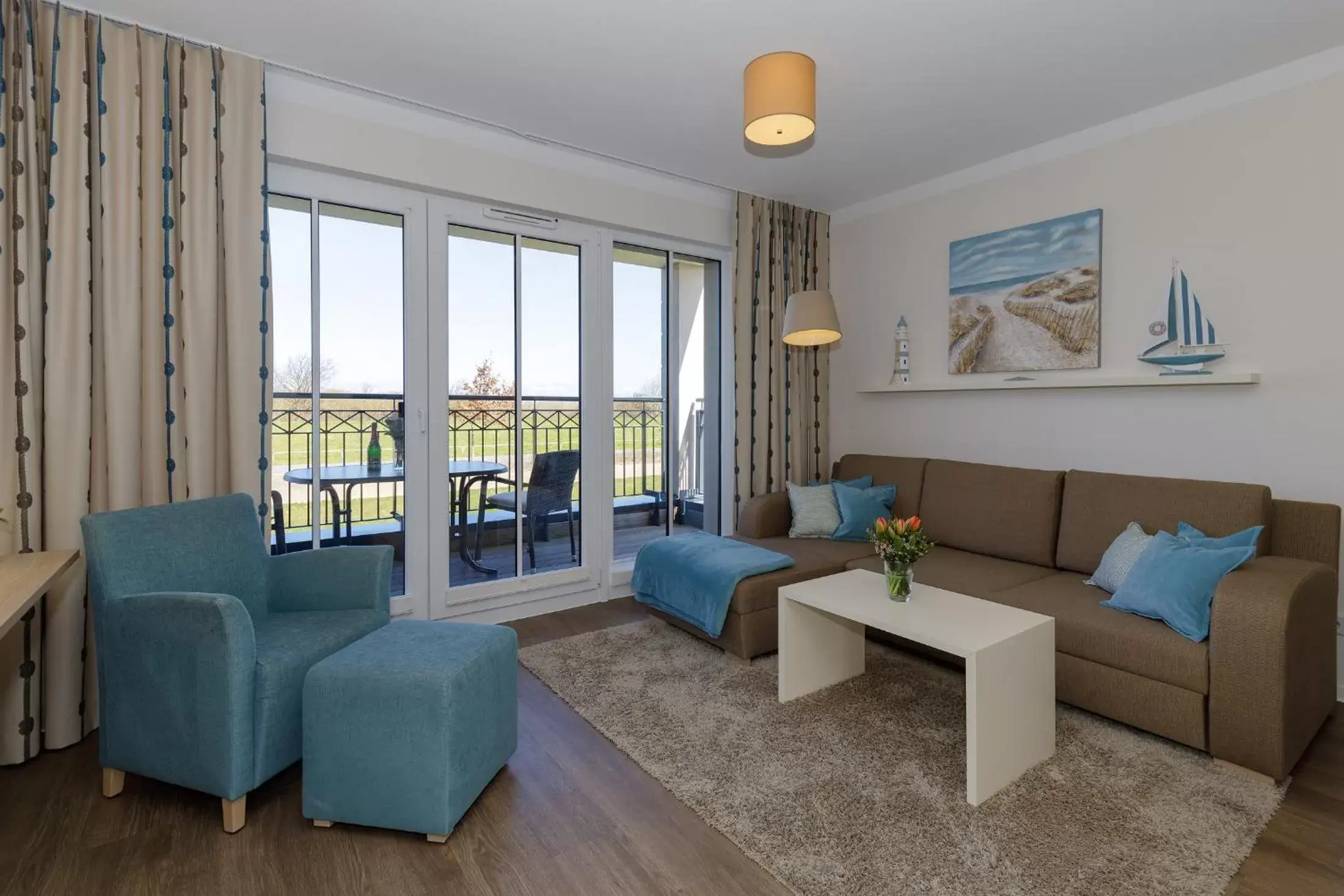 Two-Bedroom Suite in Aparthotel Waterkant Suites - Fewos am Meer mit SPA Two-Bedroom Suite in Aparthotel Waterkant Suites - Fewos am Meer mit SPA