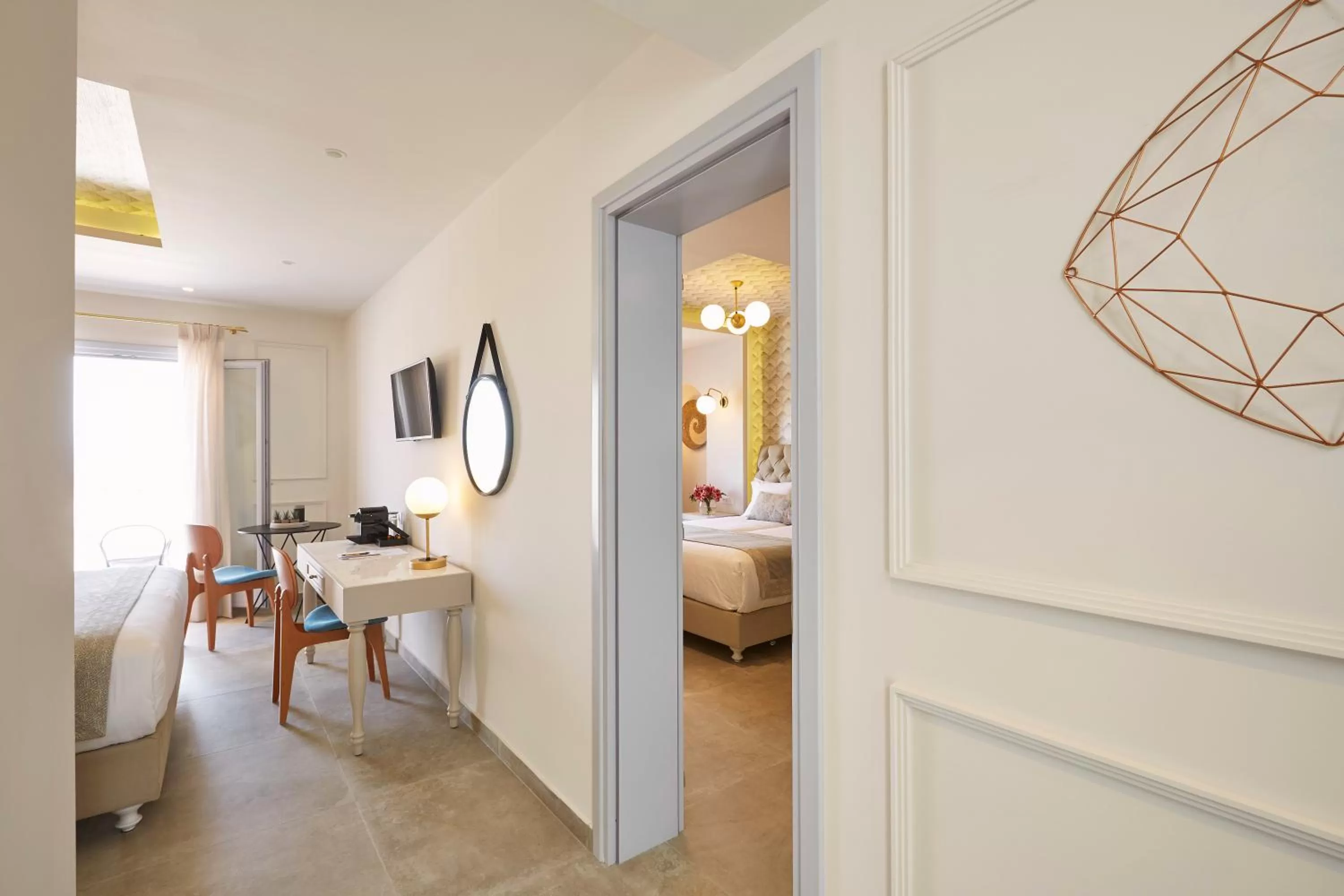 Time of day, Bed in De Sol Hotel & Spa