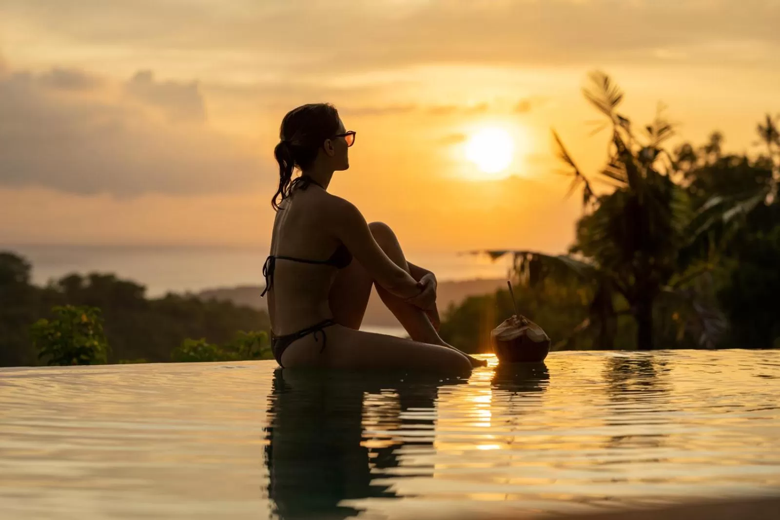 Swimming pool in Tanah Damai Hotel
