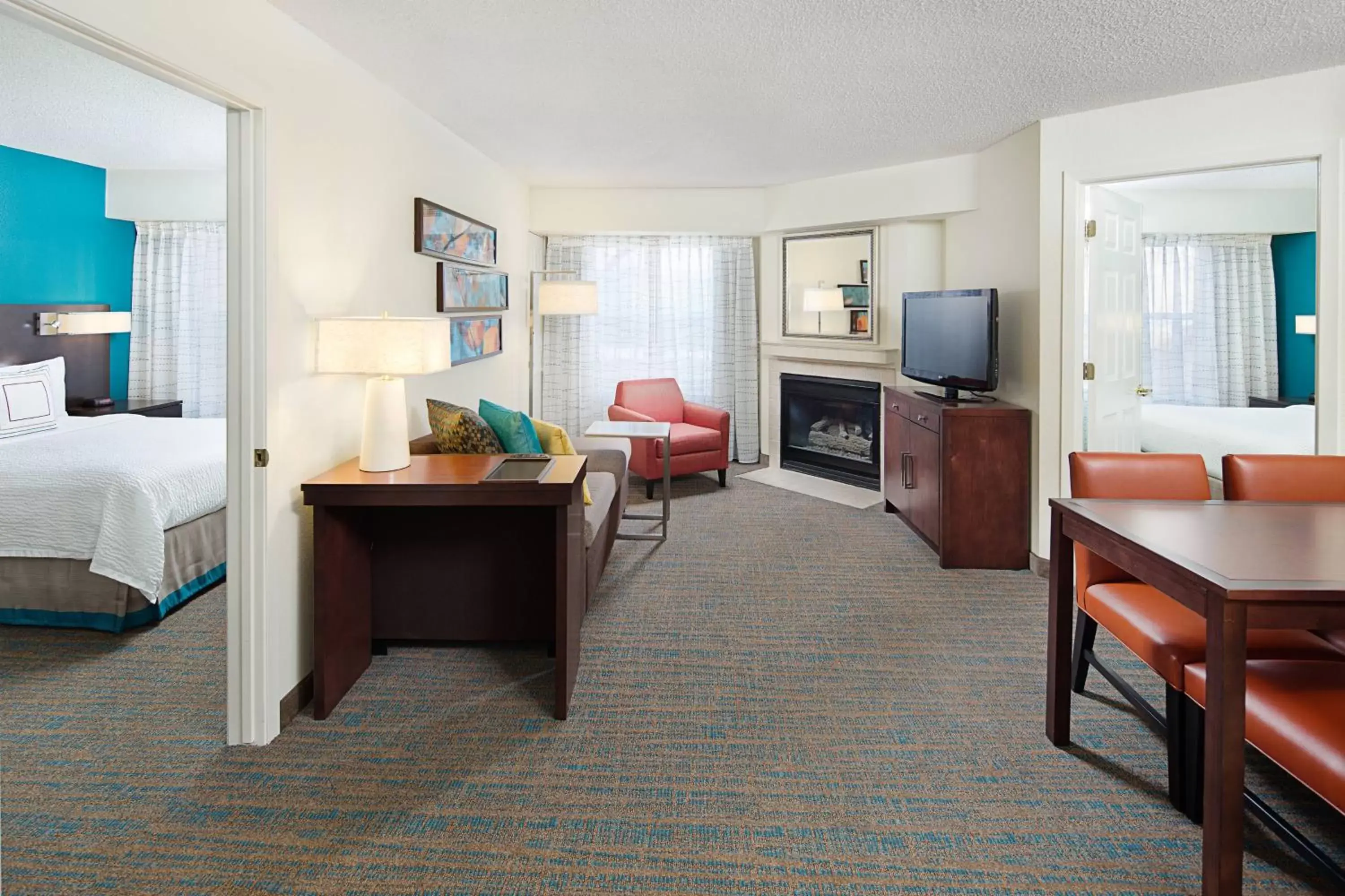 Bedroom, Seating Area in Residence Inn Chicago O'Hare