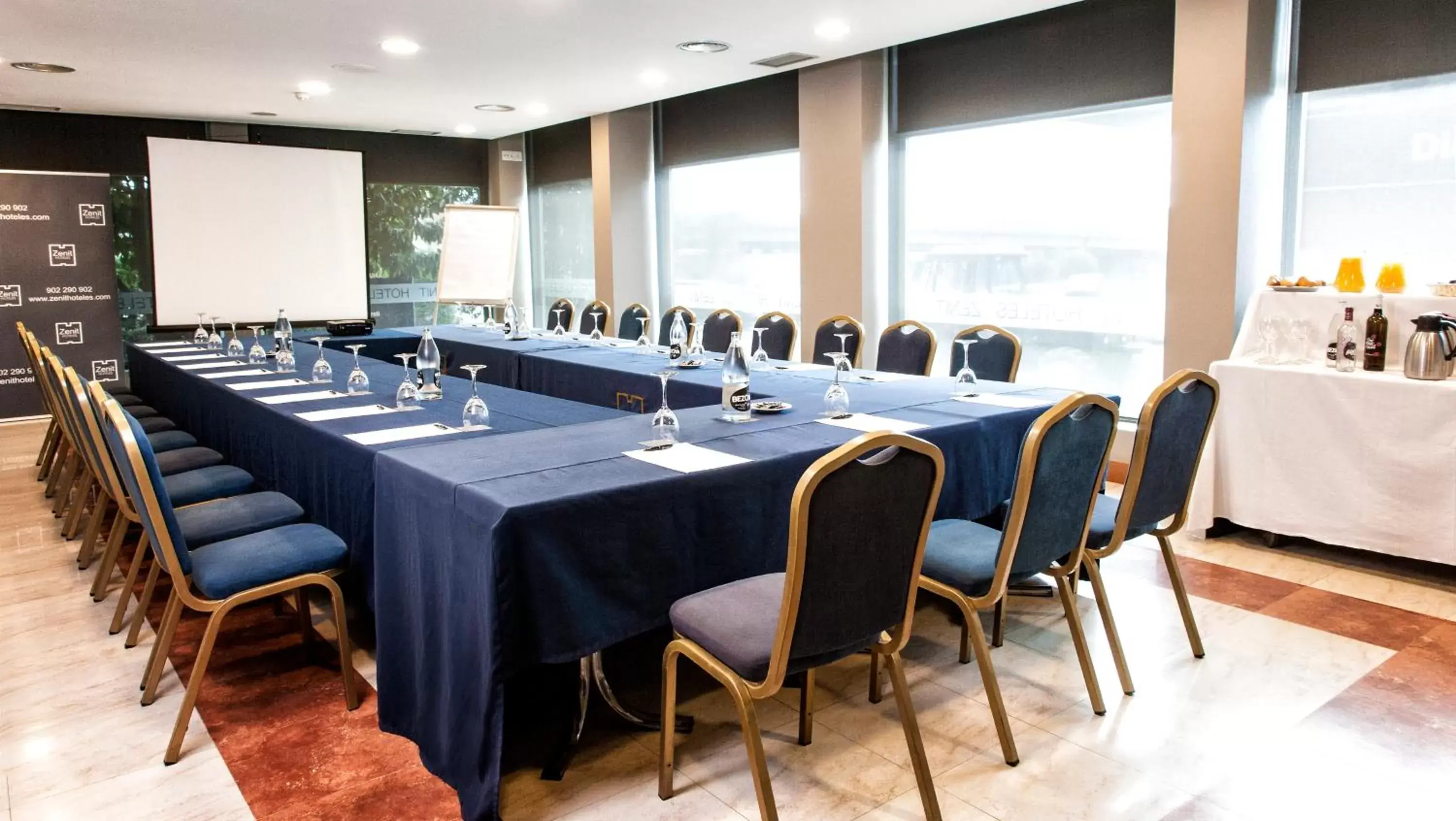 Meeting/conference room in Zenit Logroño