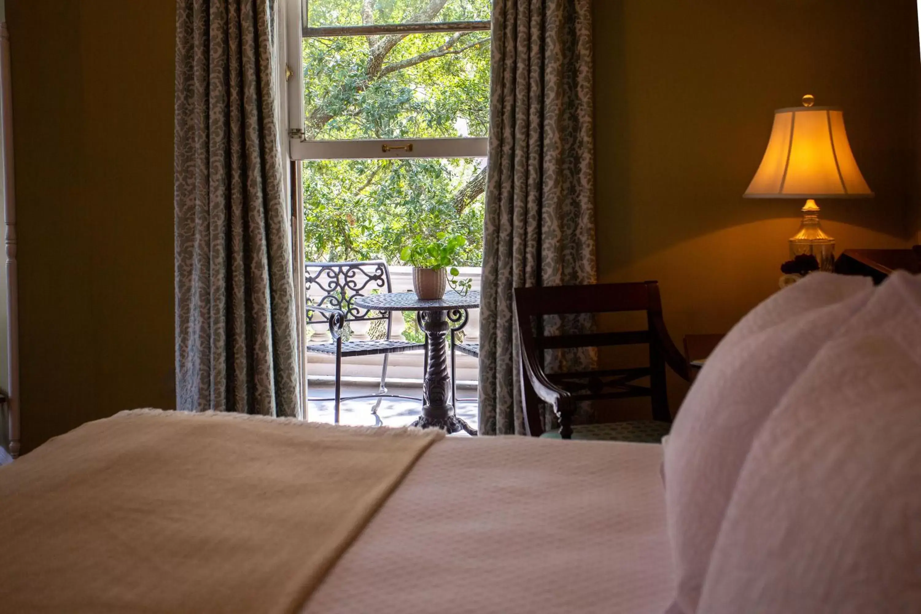 Bedroom, Bed in Kehoe House, Historic Inns of Savannah Collection