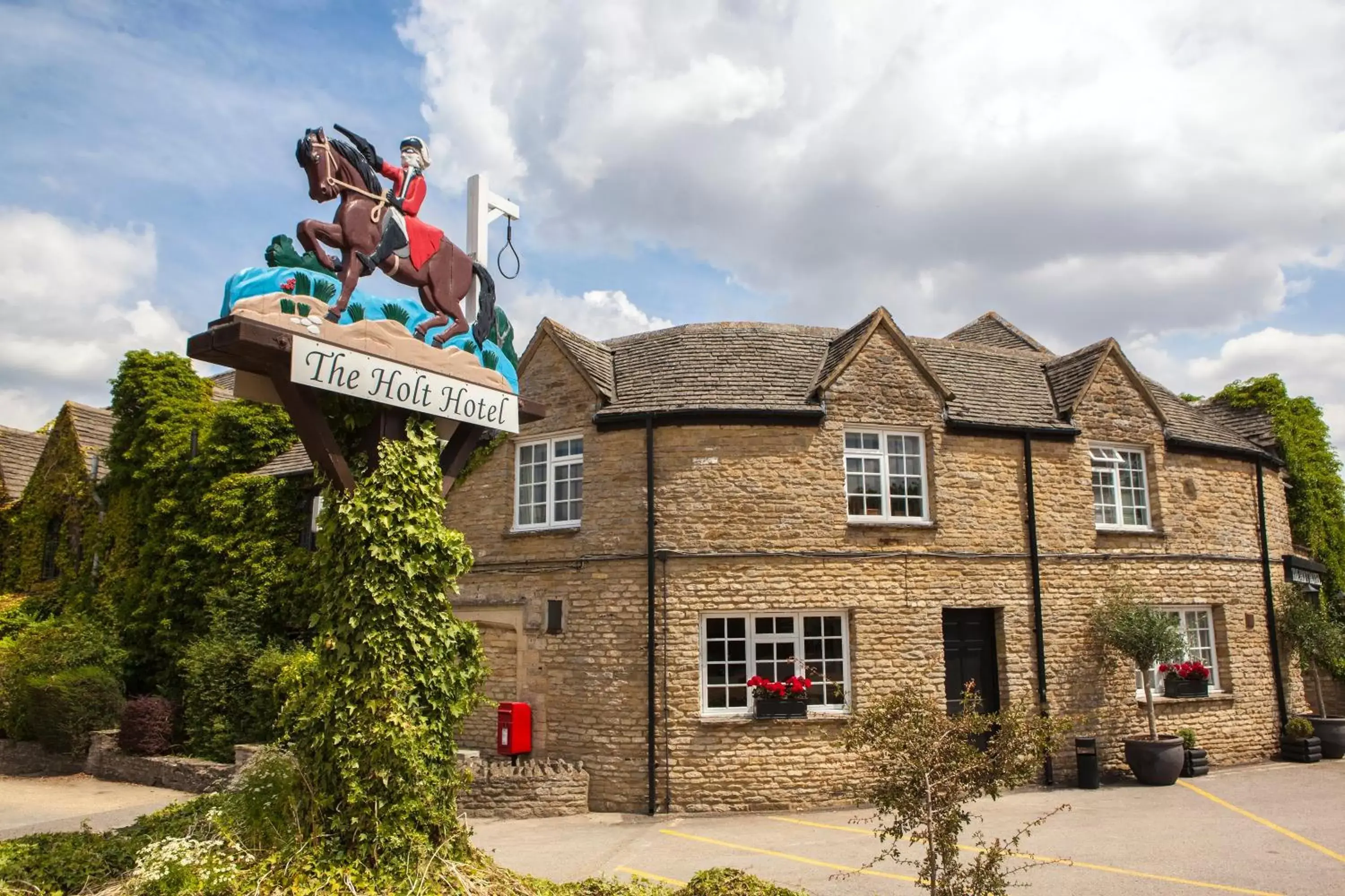 Facade/entrance, Property Building in The Holt Hotel