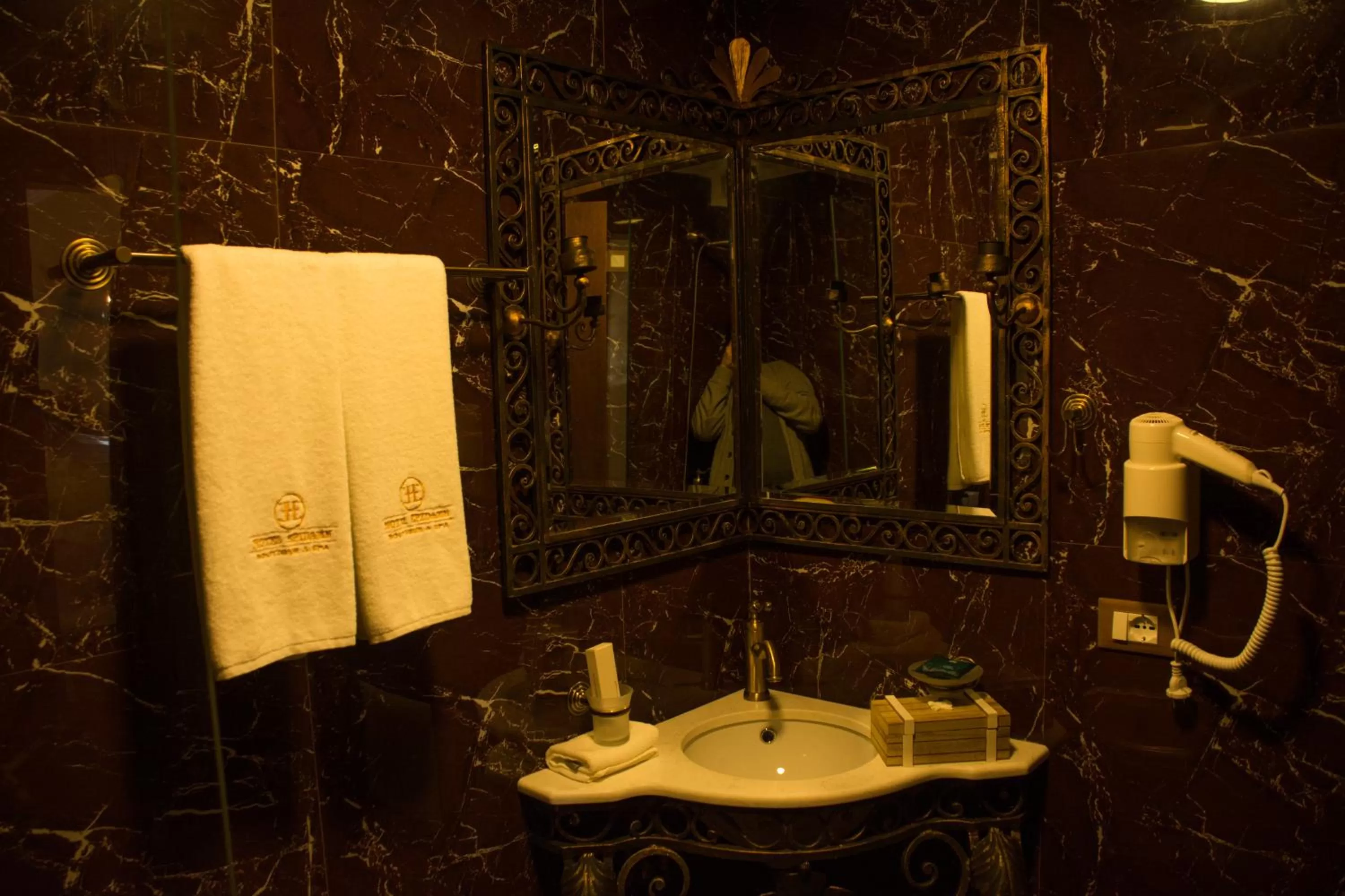 Bathroom in Hotel Epidamn Boutique & Spa