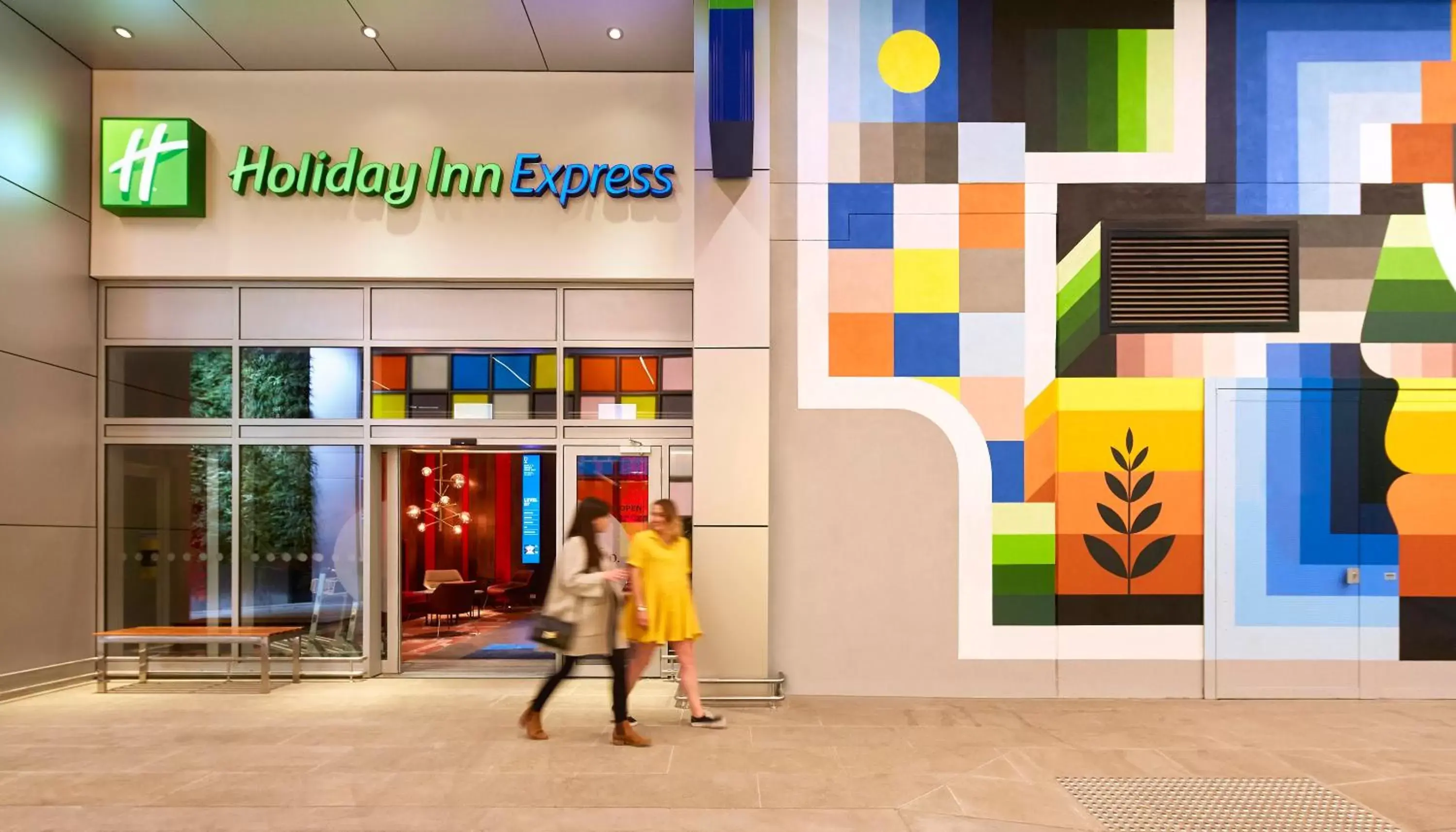 Property building in Holiday Inn Express Melbourne Southbank, an IHG Hotel