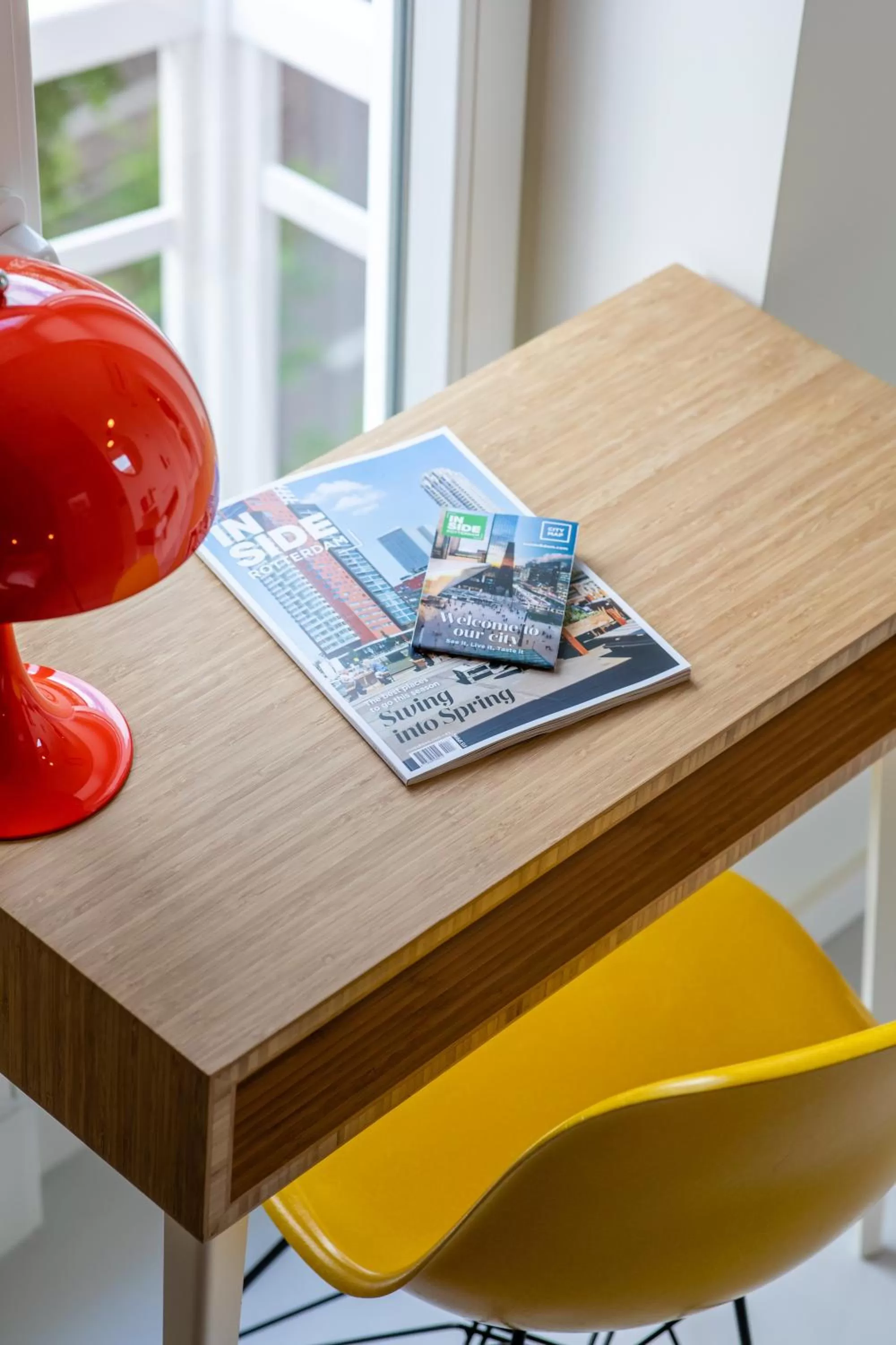 Decorative detail in the bellhop