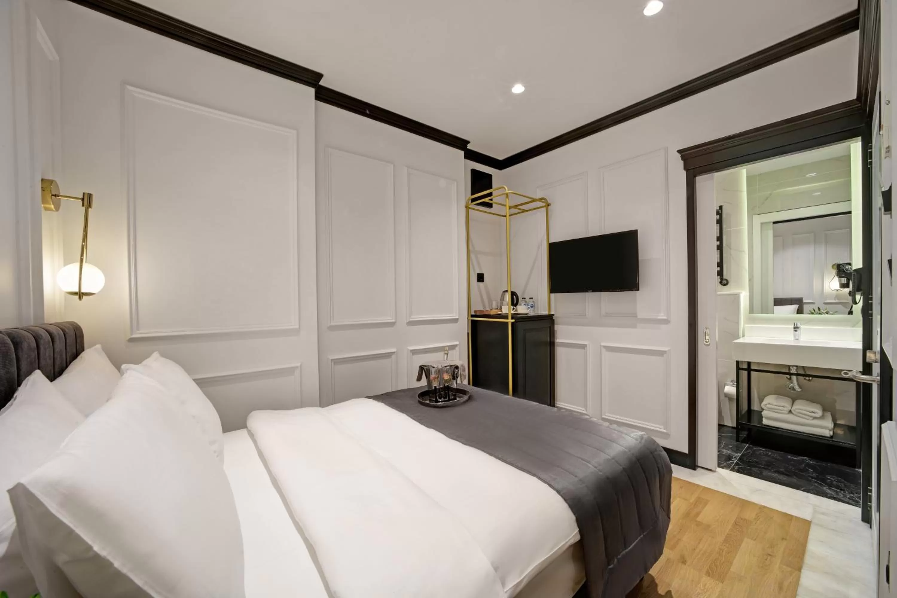 Bed in The Trinity Hotel Taksim - Special Category