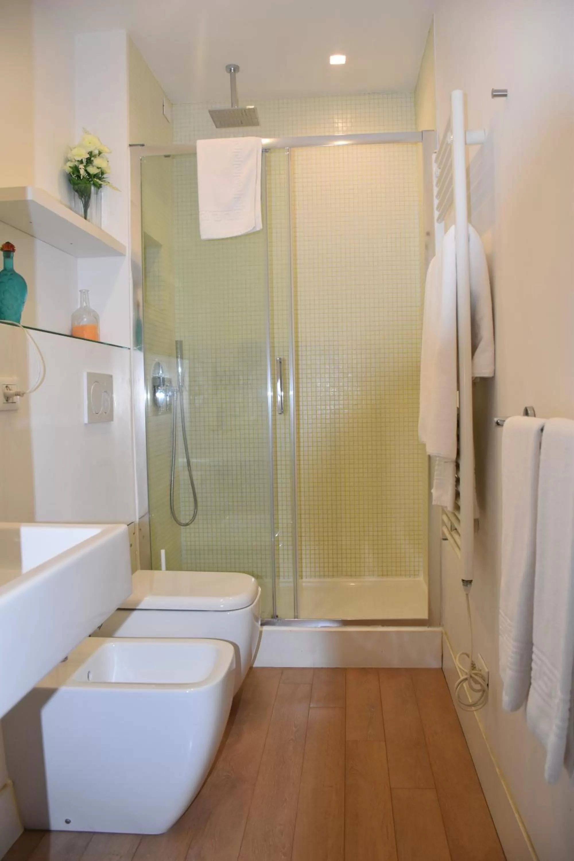 Shower in Rhegion B&B