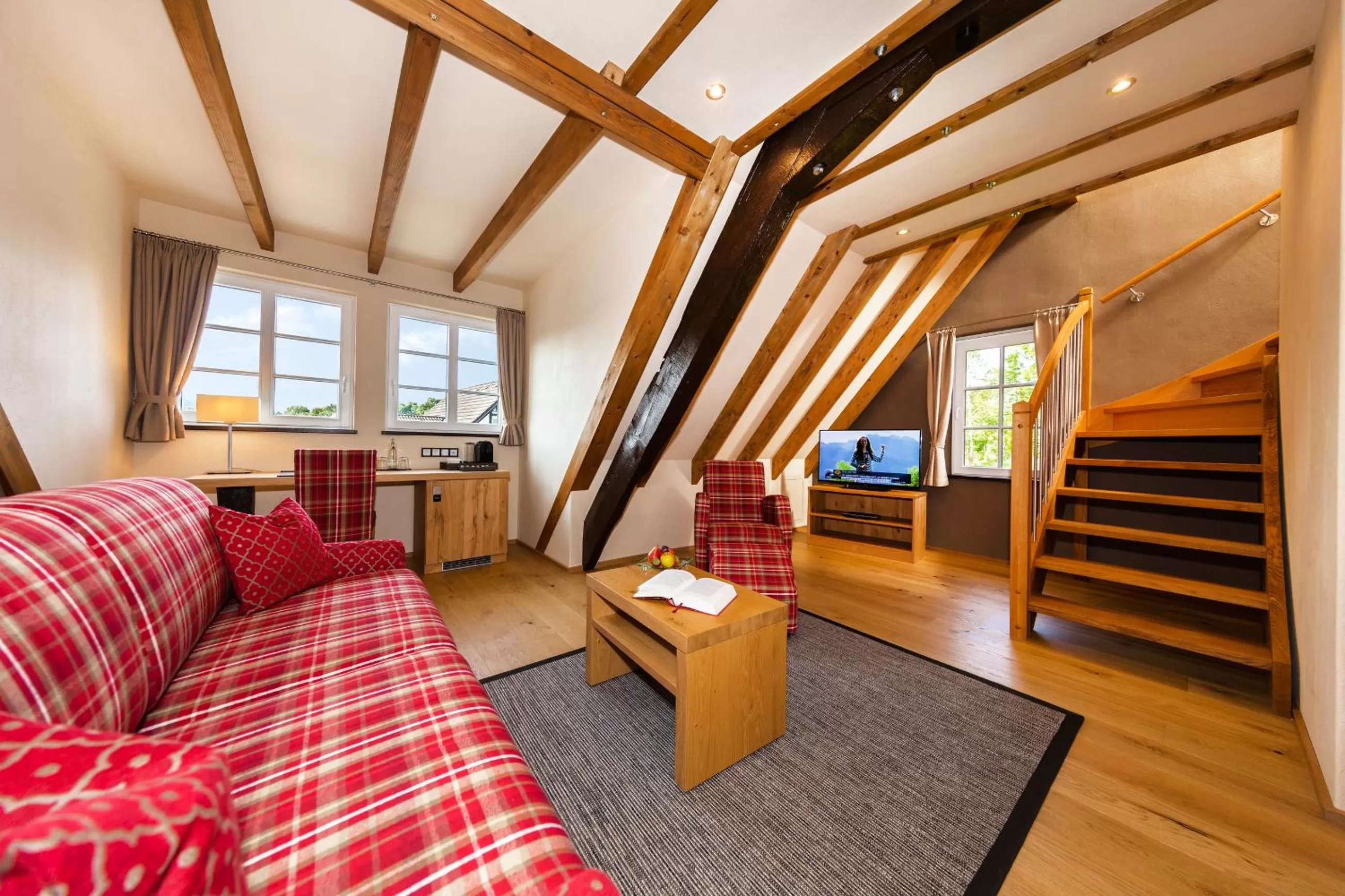 Living room, Bed in Landhotel Repetal