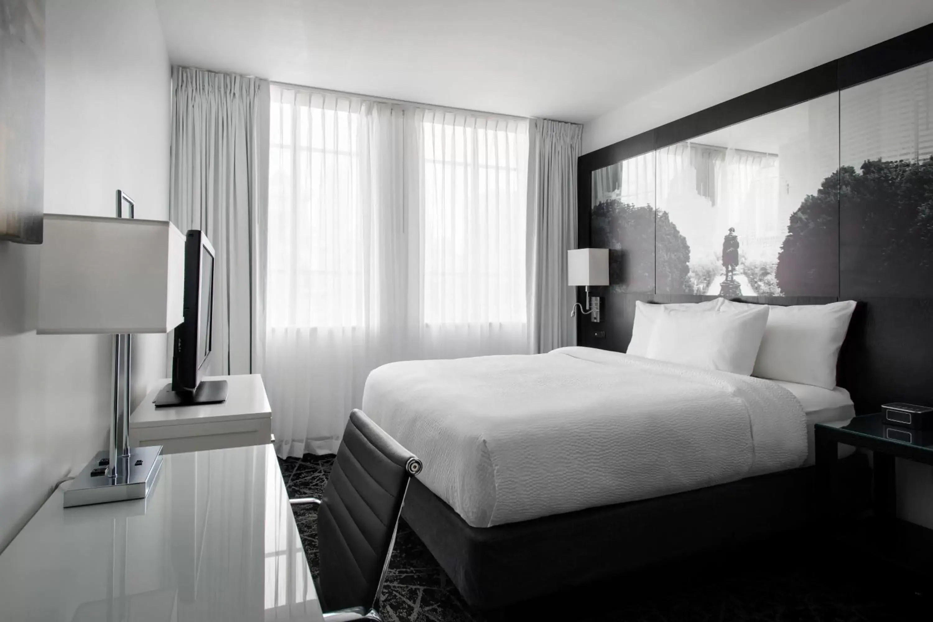 Bedroom, Bed in Residence Inn by Marriott Philadelphia Center City