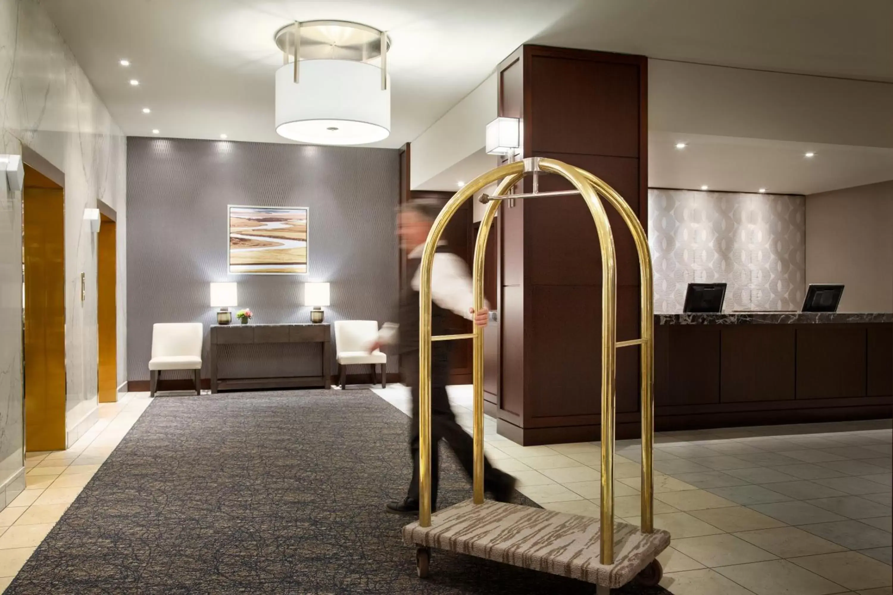 Lobby or reception, Bunk Bed in Fairmont Winnipeg