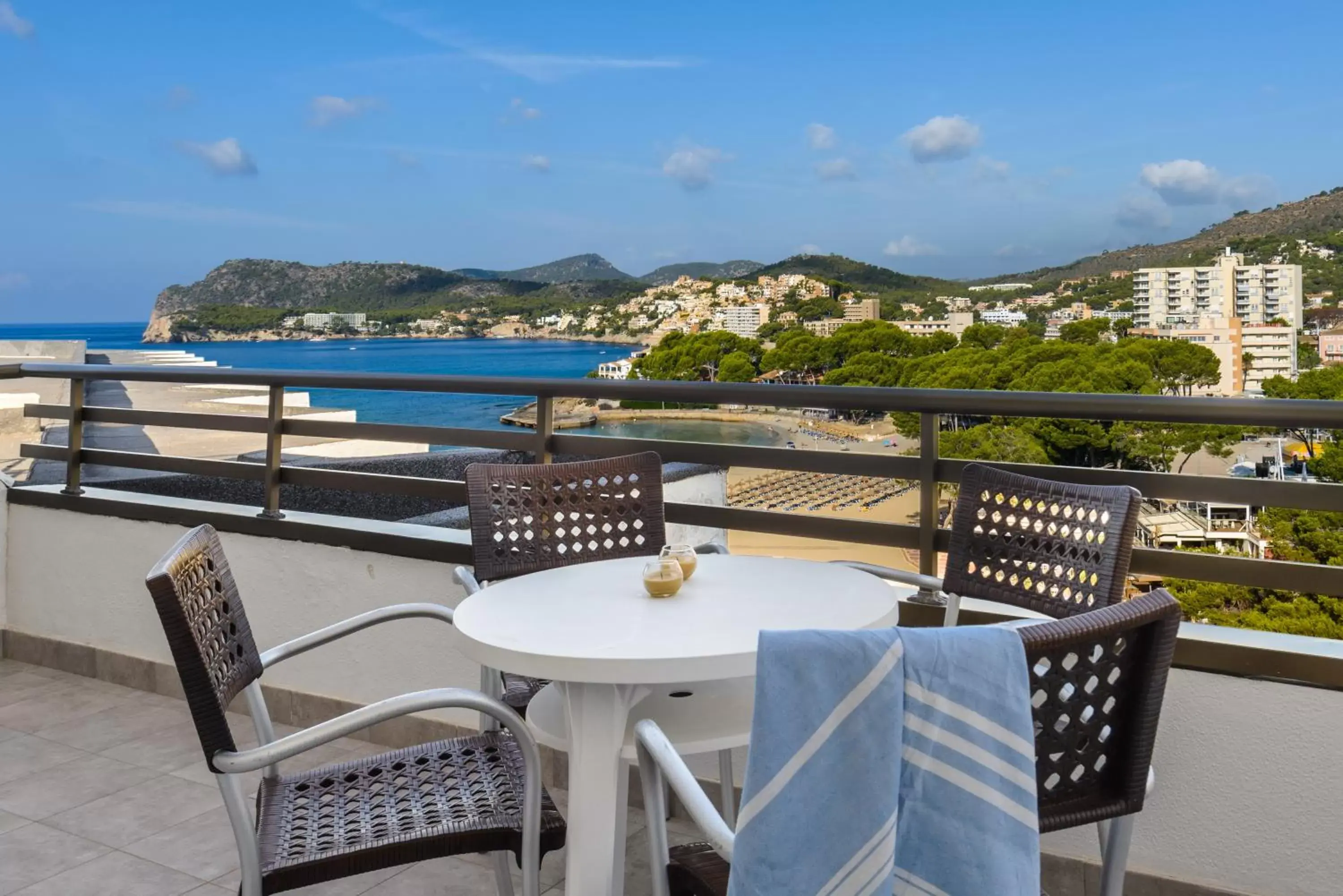 Balcony/Terrace in Hotel Vibra Beverly Playa