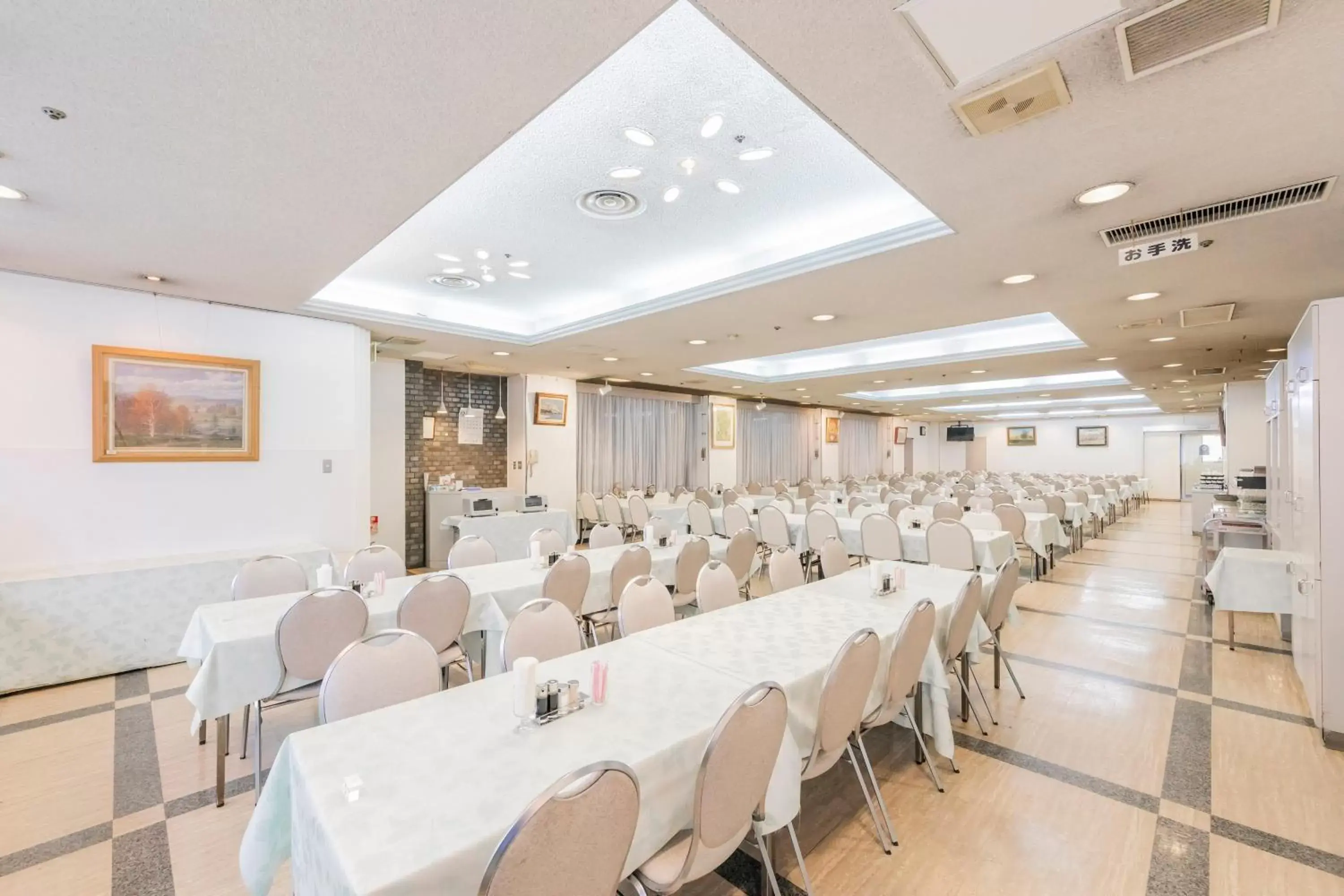 Restaurant/places to eat in Sunny Stone Hotel Restaurant/places to eat in Sunny Stone Hotel