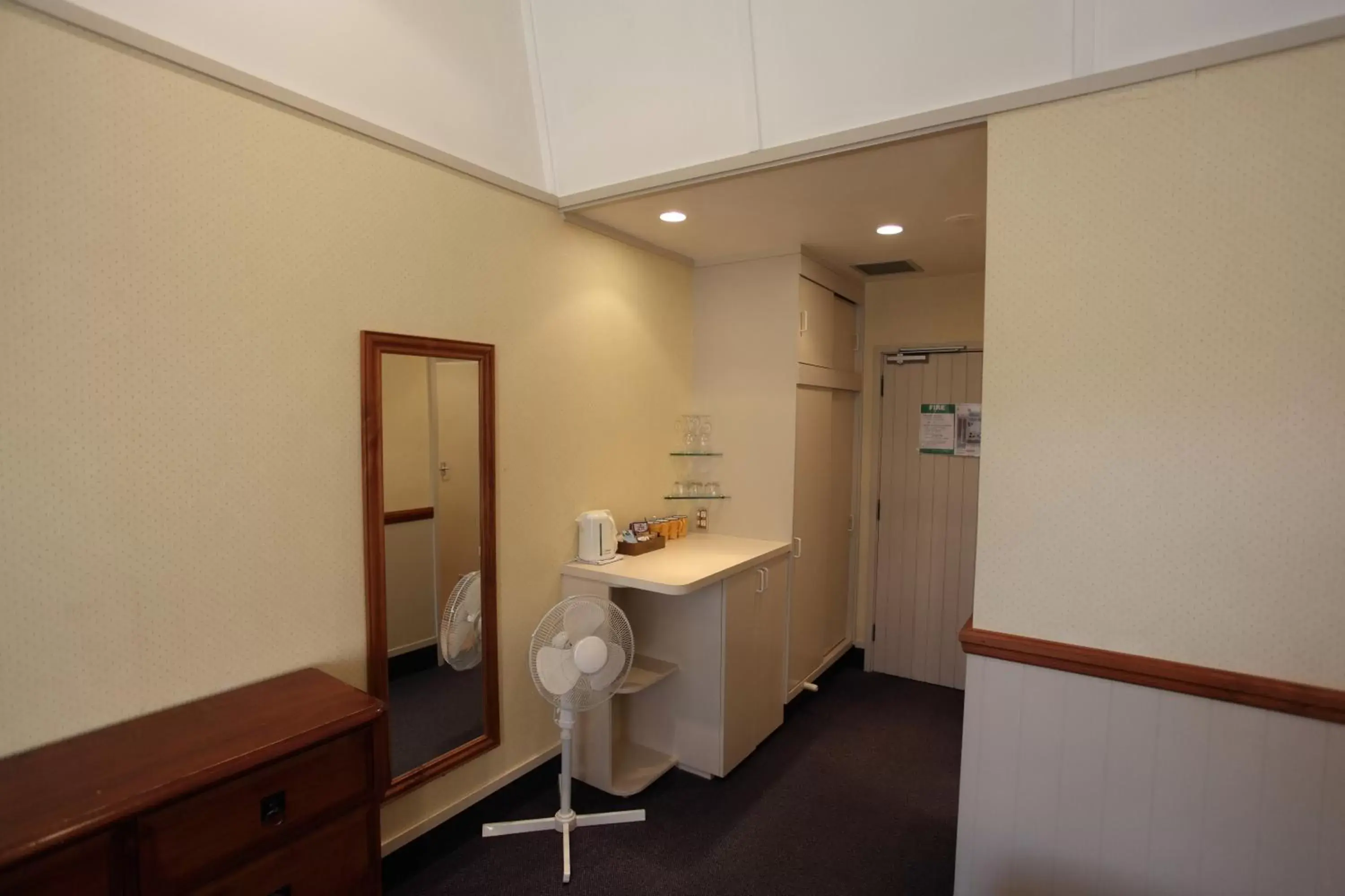 Decorative detail, Bathroom in Hotel Ashburton