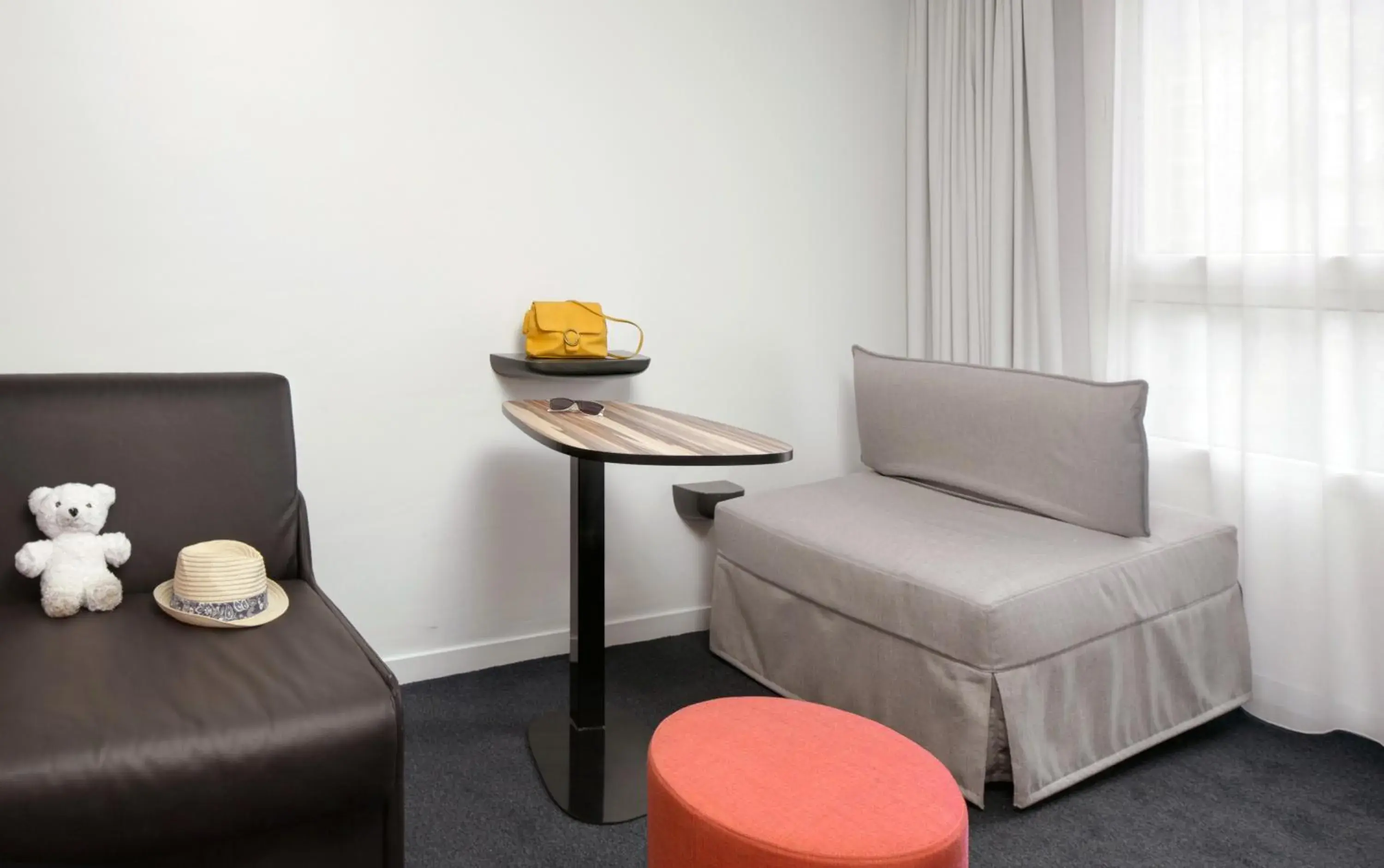 Superior Room with 1 Double bed and Sofa in ibis Styles Vichy Centre