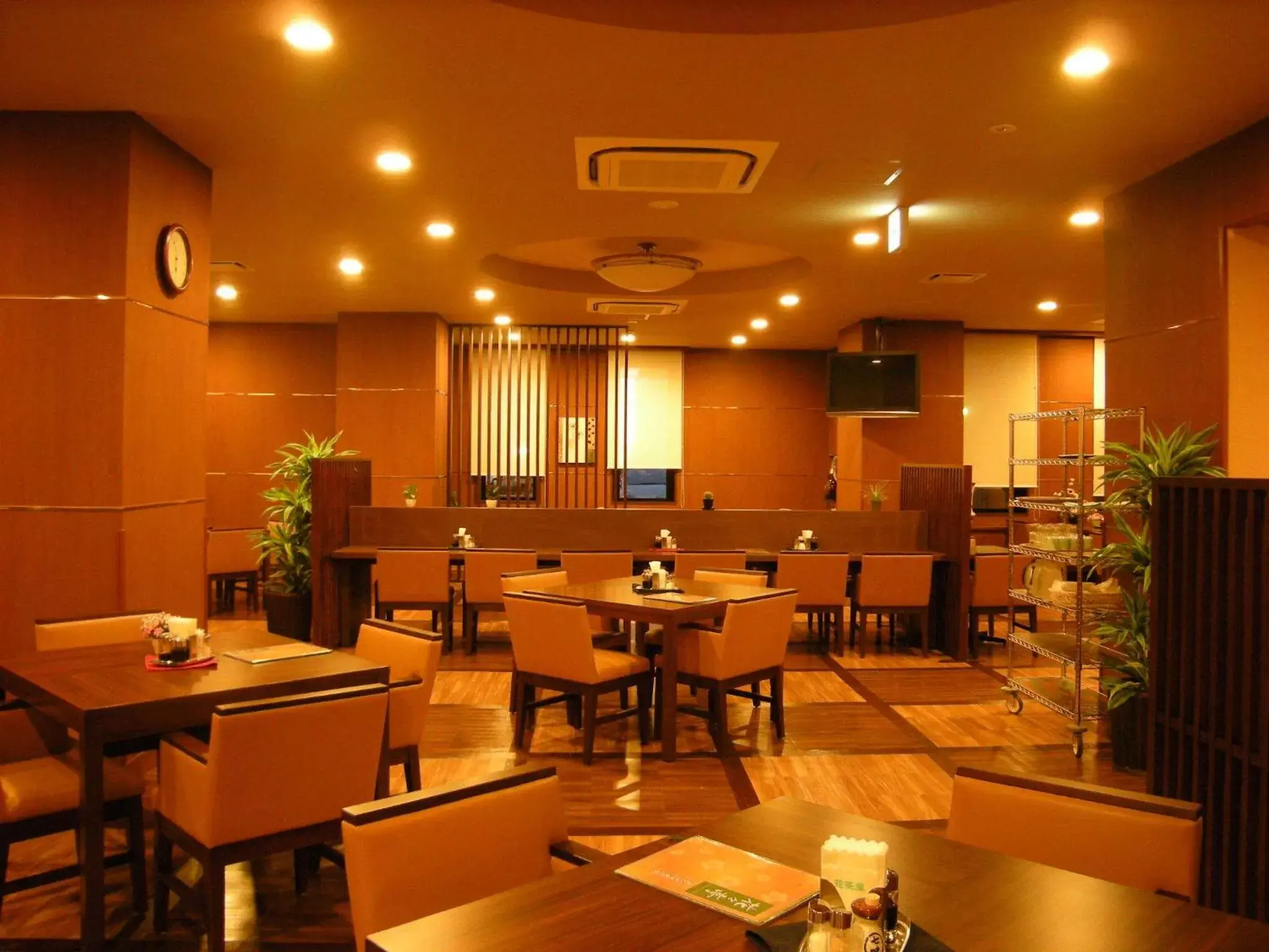 Restaurant/places to eat in Hotel Route-Inn Aomori Chuo Inter Restaurant/places to eat in Hotel Route-Inn Aomori Chuo Inter