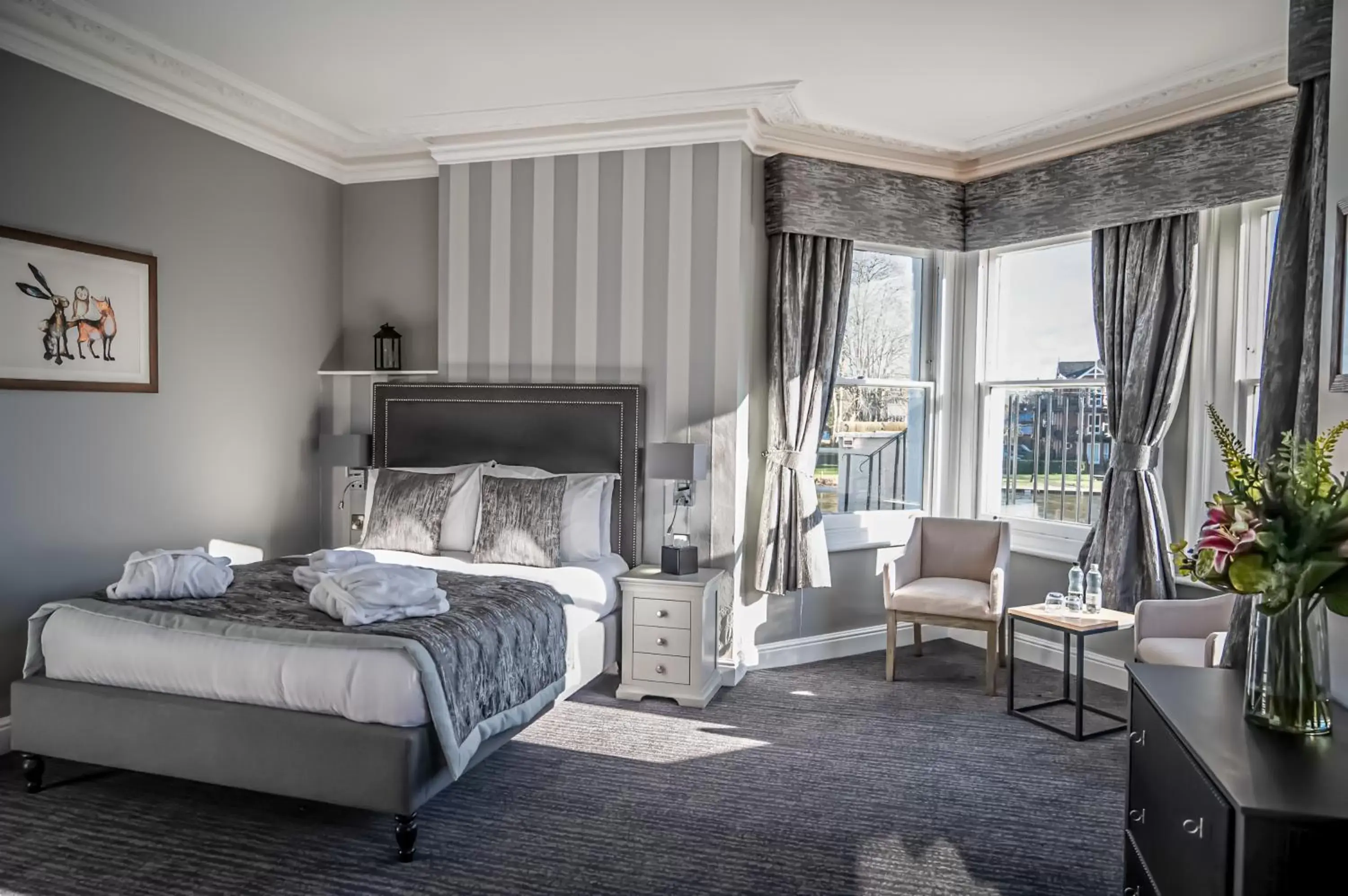 Bedroom in The Thames Riviera Hotel