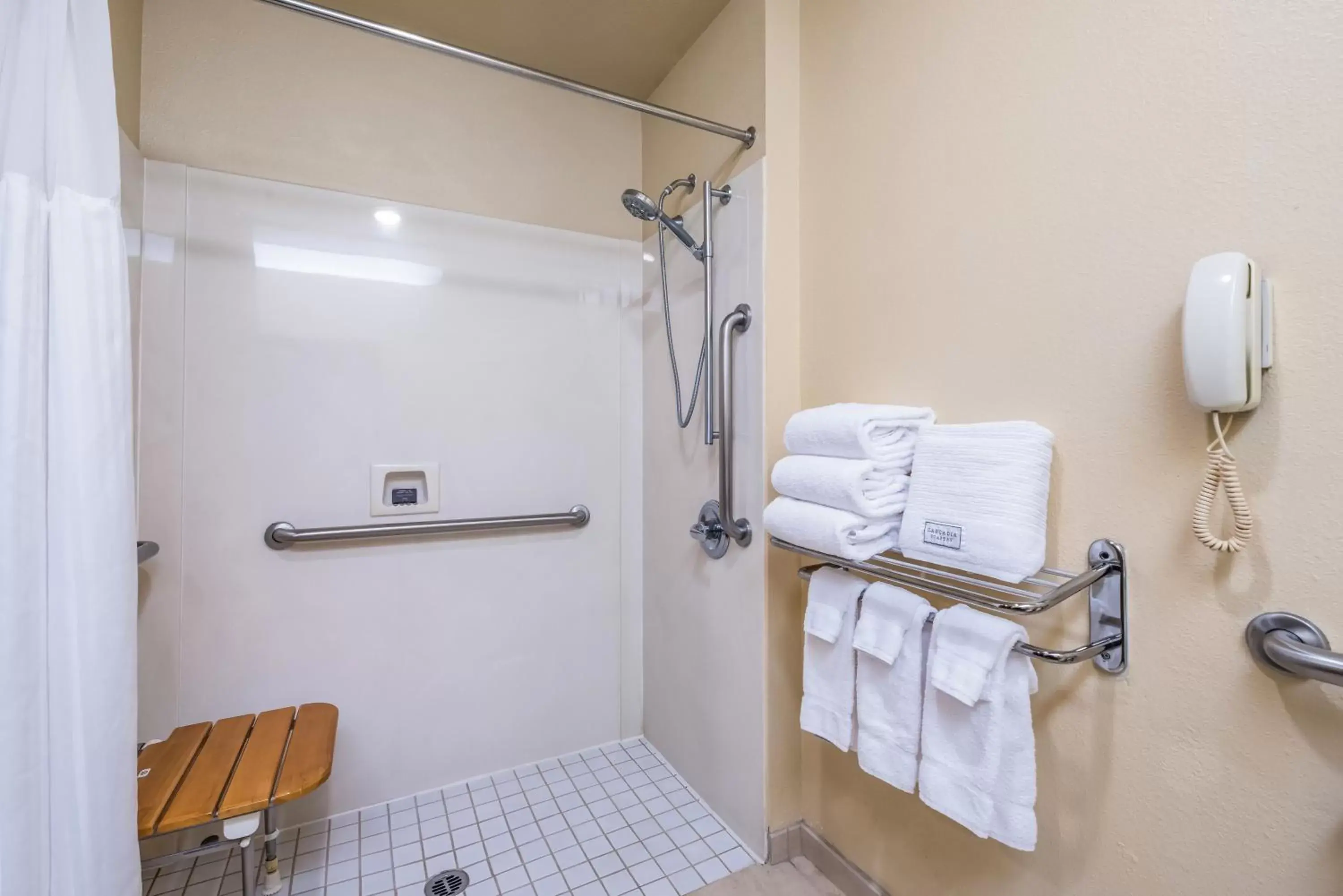 Bathroom in Red Lion Inn & Suites Goodyear