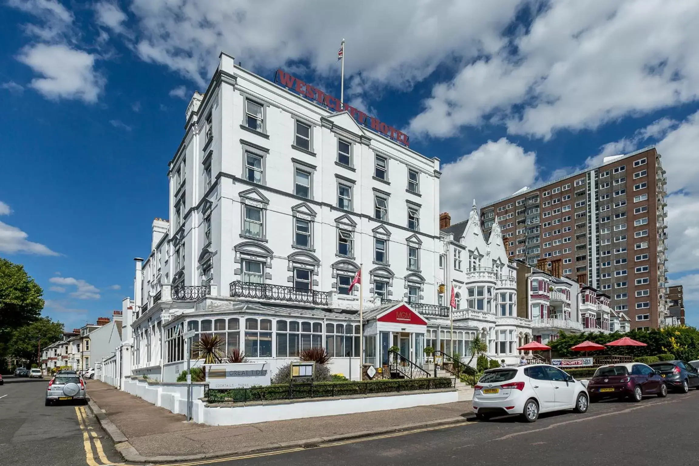 Street view, Property Building in Muthu Westcliff Hotel (Near London Southend Airport)