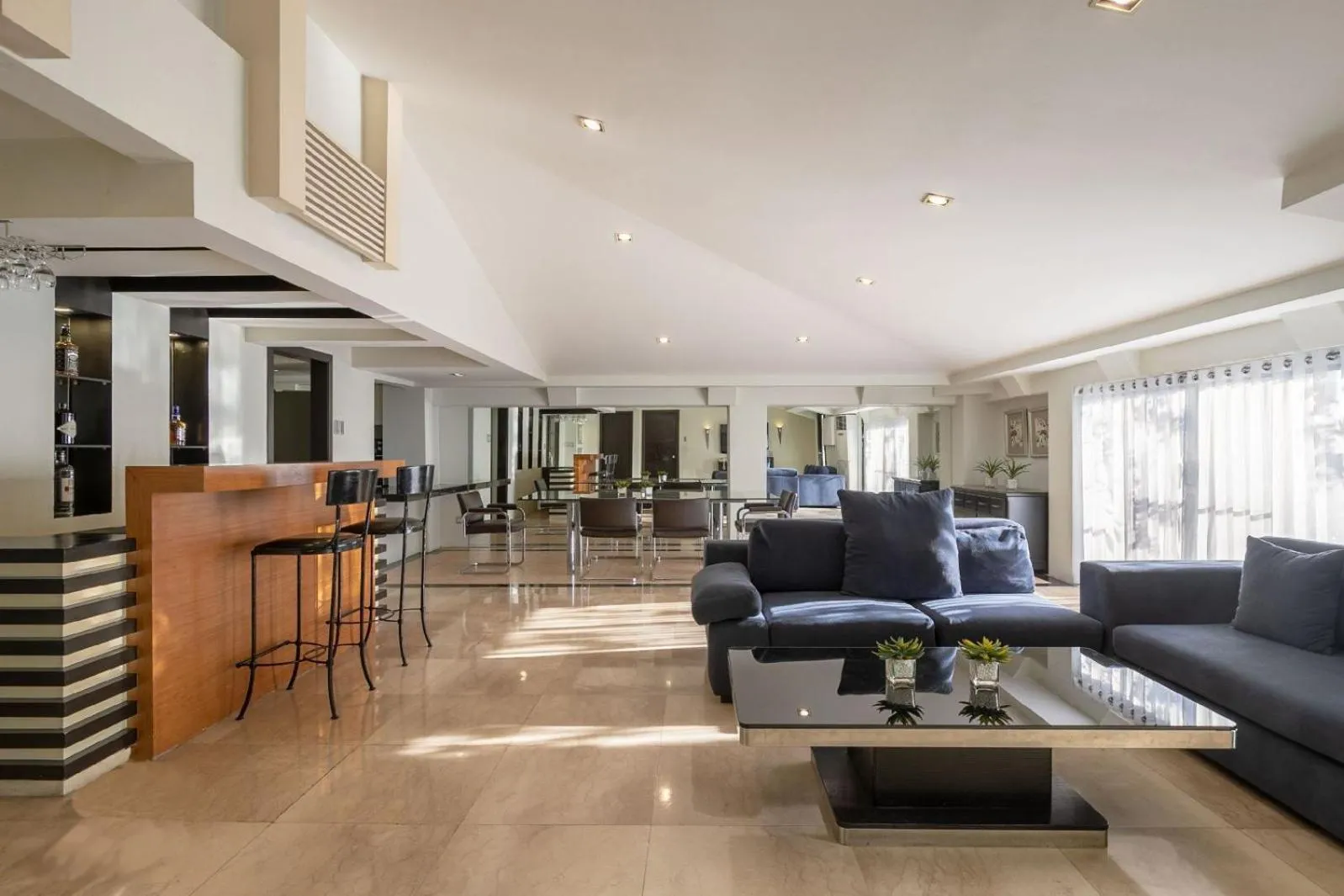 Photo of the whole room in Orchid Garden Suites