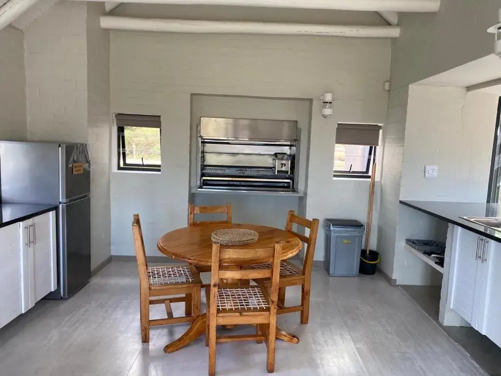 Dining Area in Blue Bay Lodge