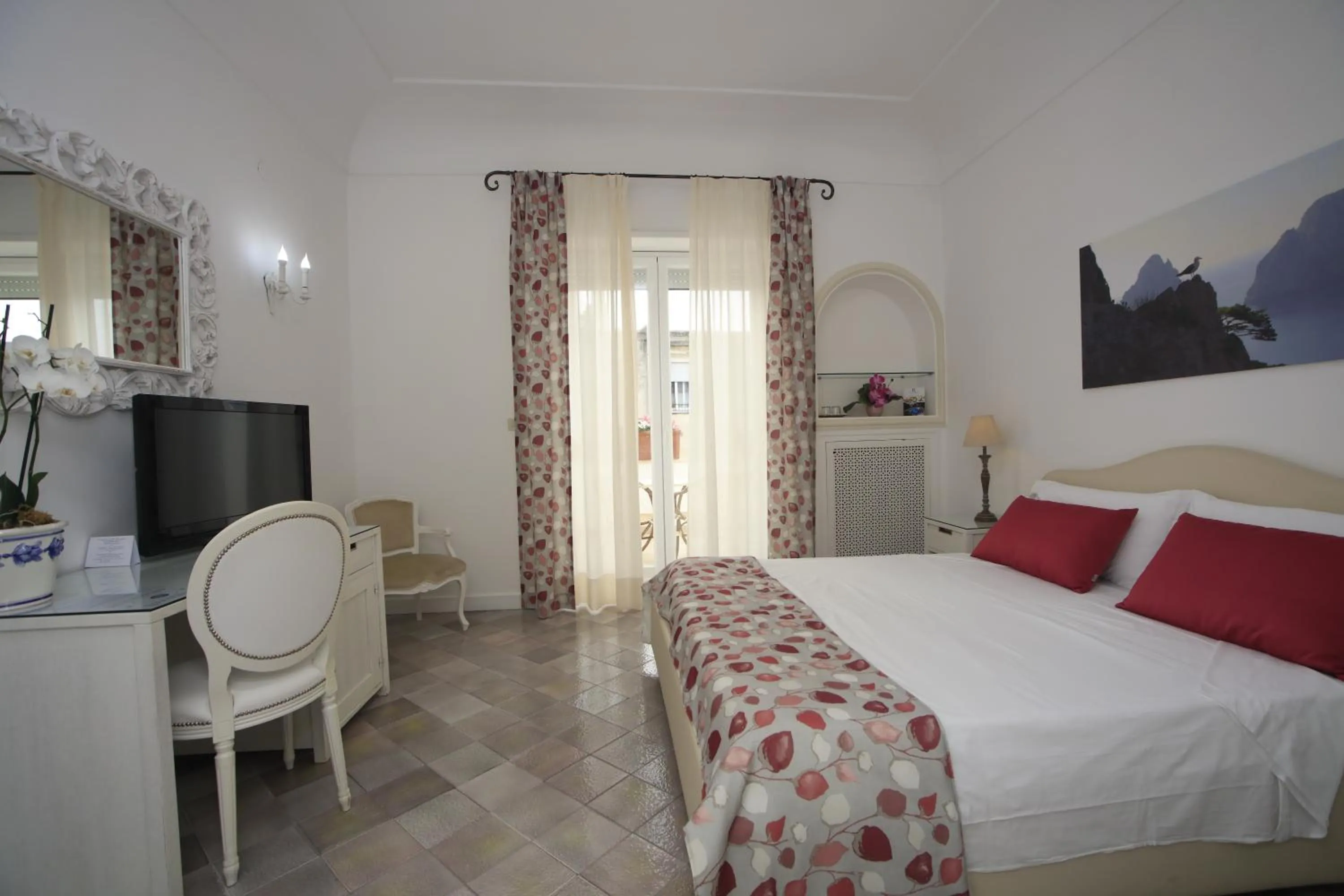 Superior Double Room with Terrace in Hotel San Felice