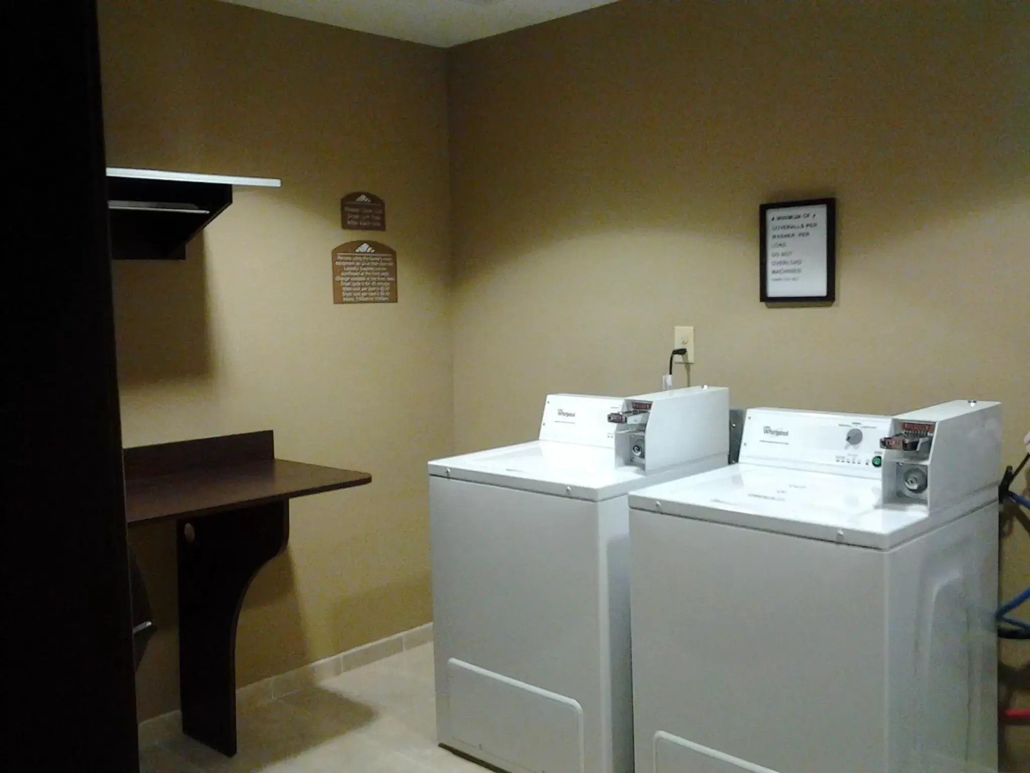 Area and facilities, Bathroom in Microtel Inn & Suites Cotulla
