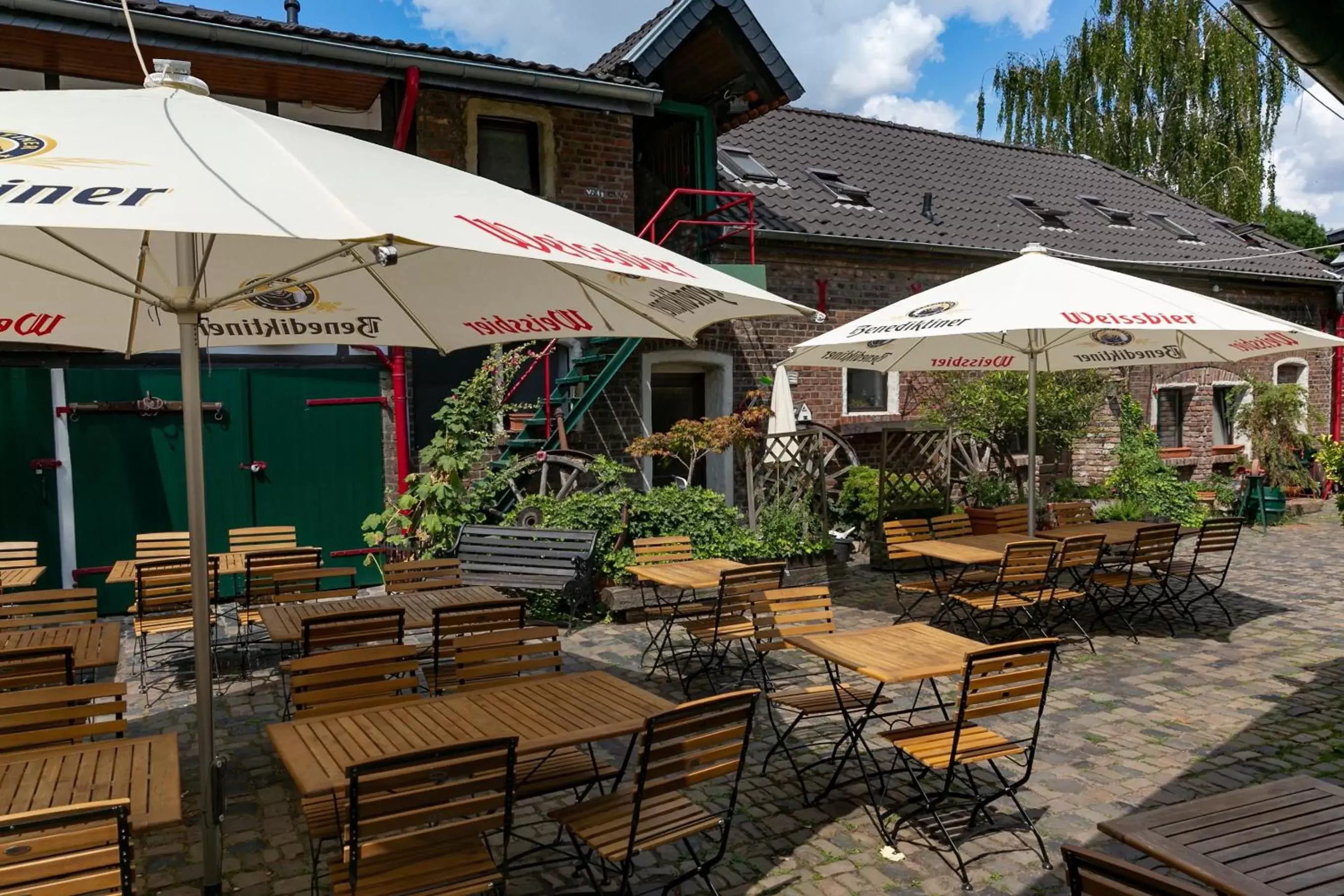 Food and drinks in Landhaus Pohlhof Food and drinks in Landhaus Pohlhof