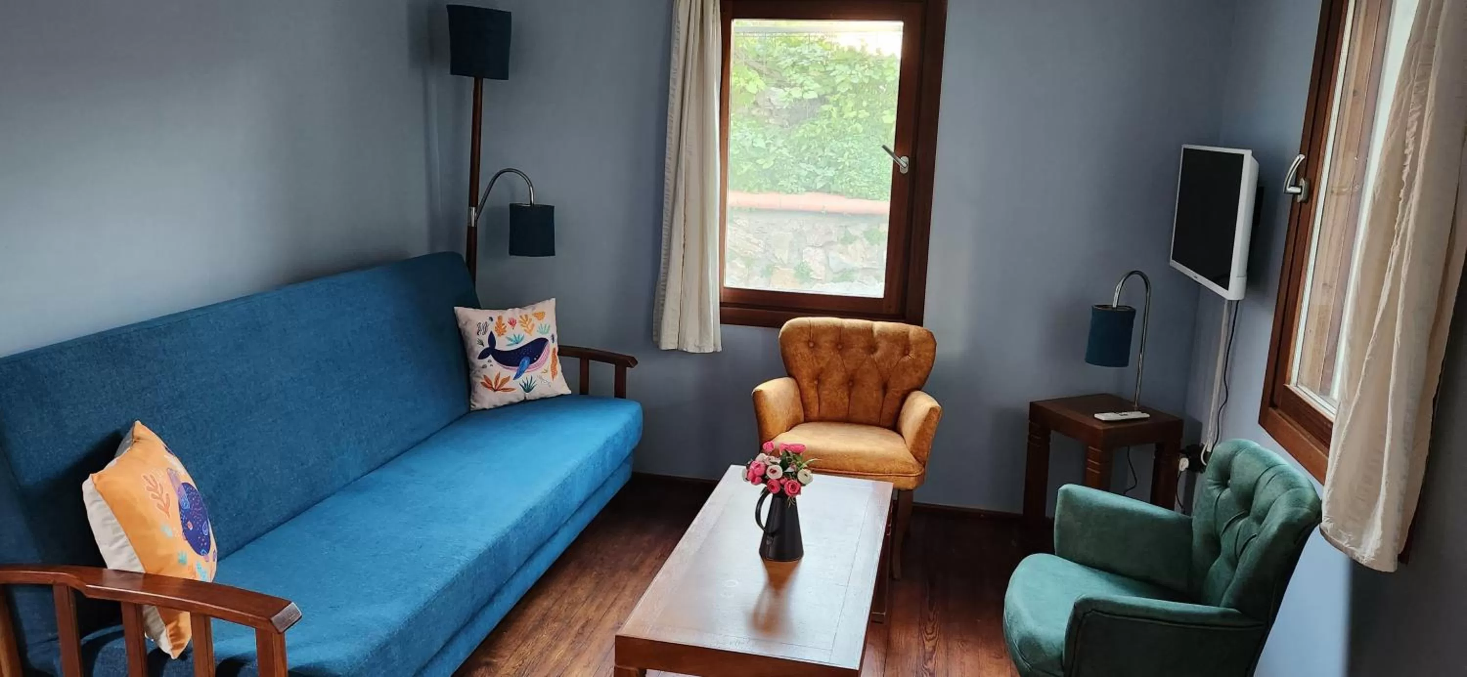 Photo of the whole room in Stone House Hotel