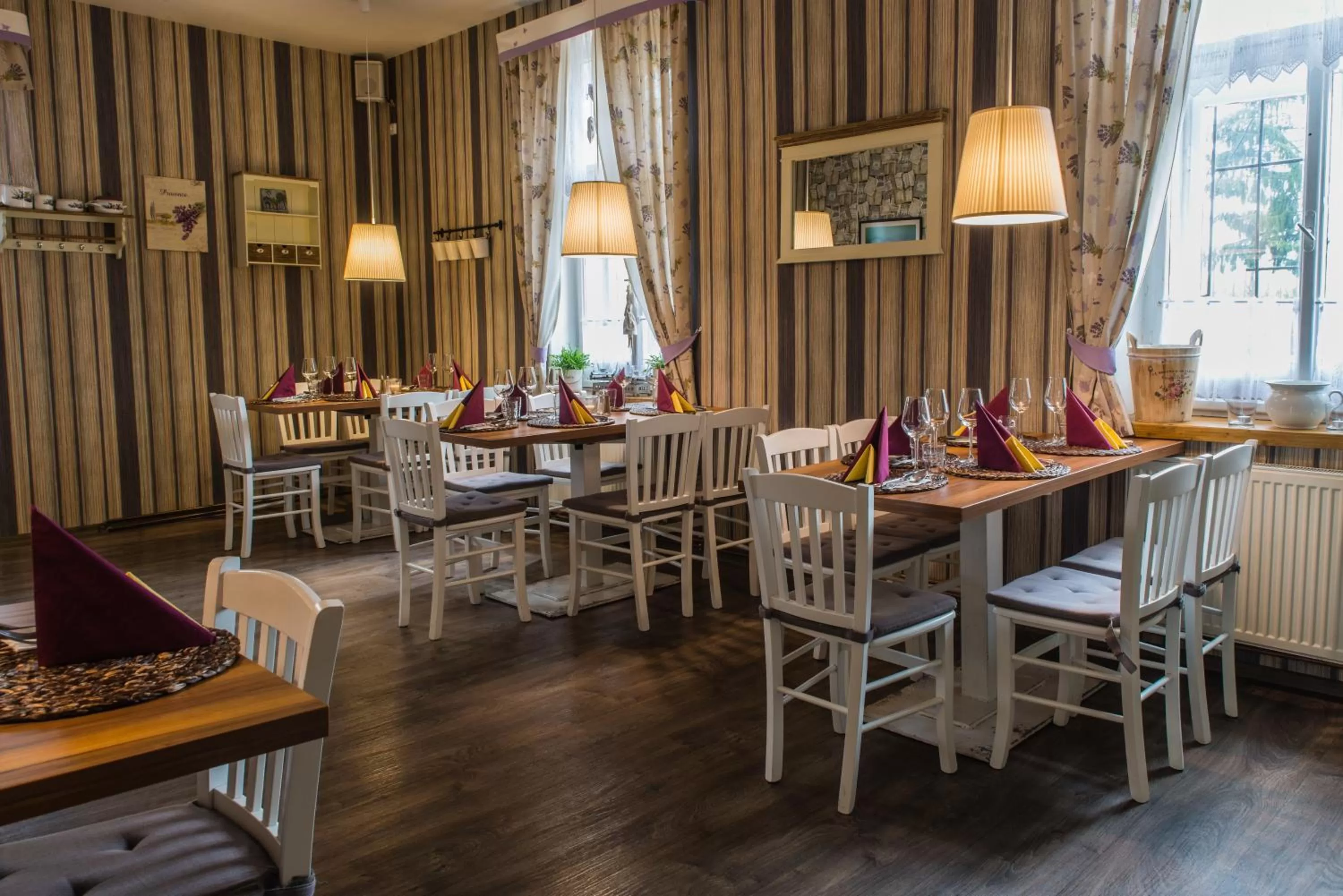 Restaurant/places to eat in Restaurace Stará Lípa